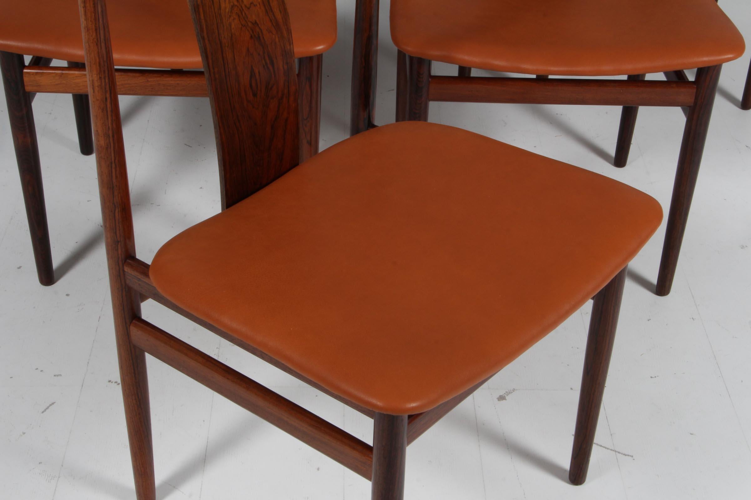 Henning Sørensen, Set of six rosewood Chairs In Good Condition For Sale In Esbjerg, DK