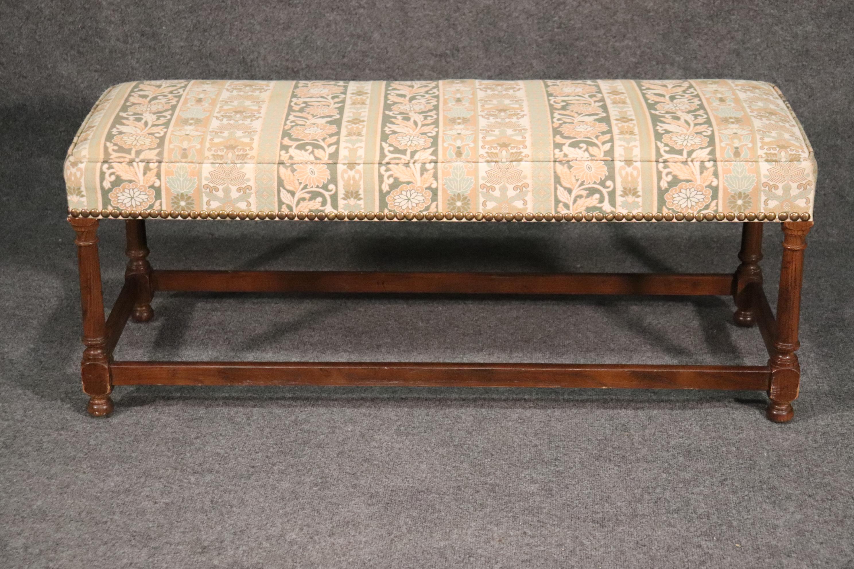 This is a simple Henredon window bench. The bench measures: 46 inches wide x 16 deep x 18 tall.