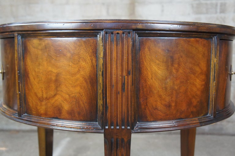 Henredon Acquisitions Flamed Mahogany Traditional Round Drum