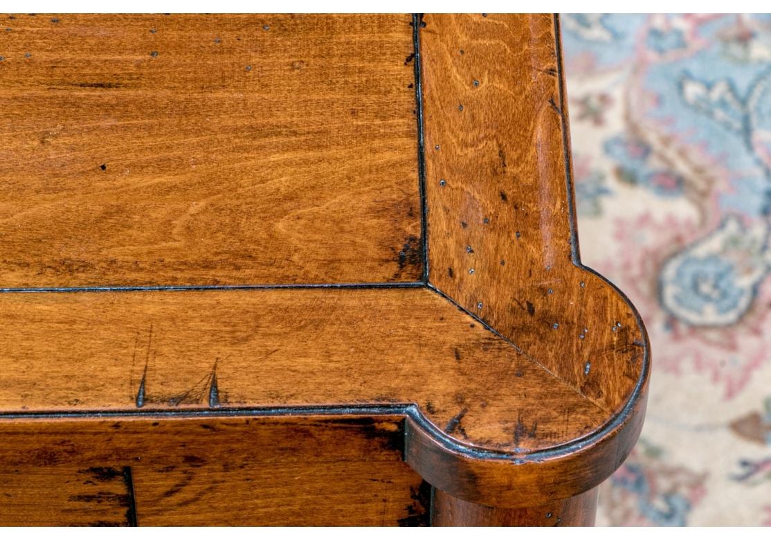 Henredon Aquisitions Side Table For Sale 3