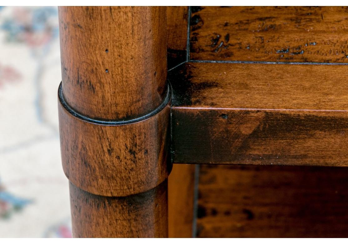 Modern Henredon Aquisitions Side Table For Sale