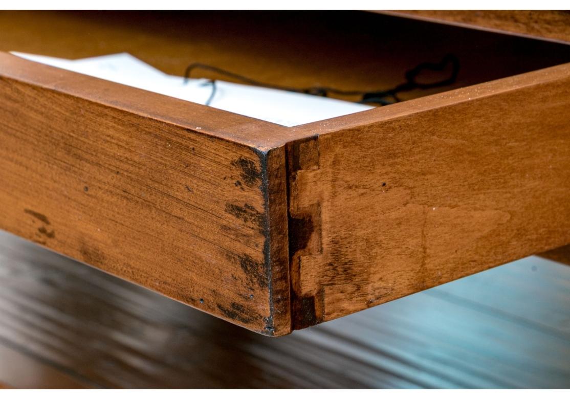 Henredon Aquisitions Side Table For Sale 1