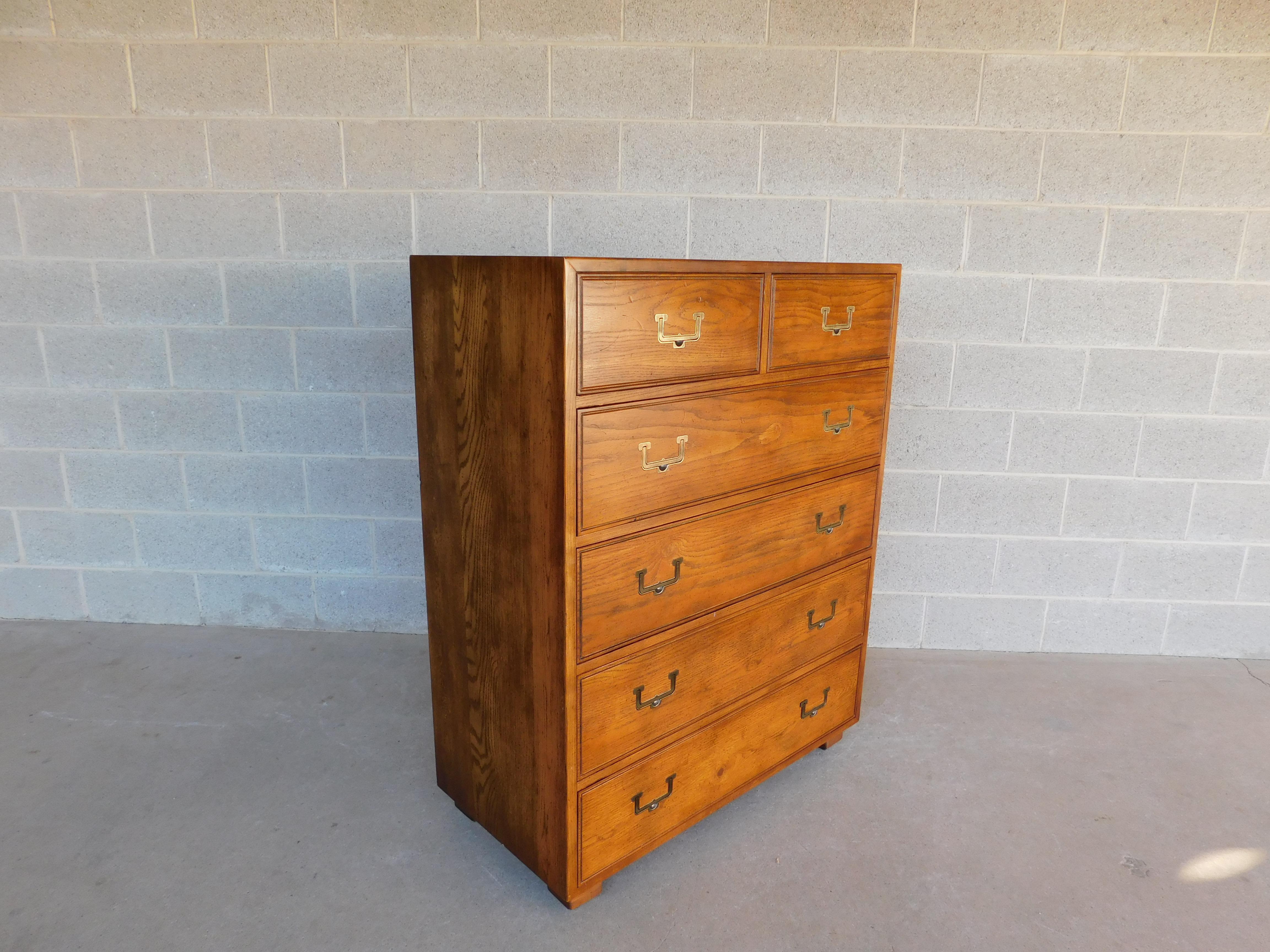 Features quality solid construction - 2 over 4 Dovetailed drawers, brass hardware, Campaign style 
 Very good condition, original finish

 Measures: 38