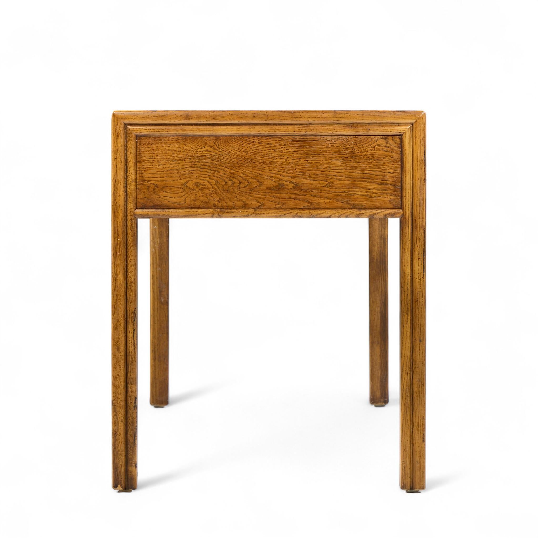 Henredon Artefacts Campaigner-Schreibtisch aus Eiche und Messing (amerikanisch) im Angebot