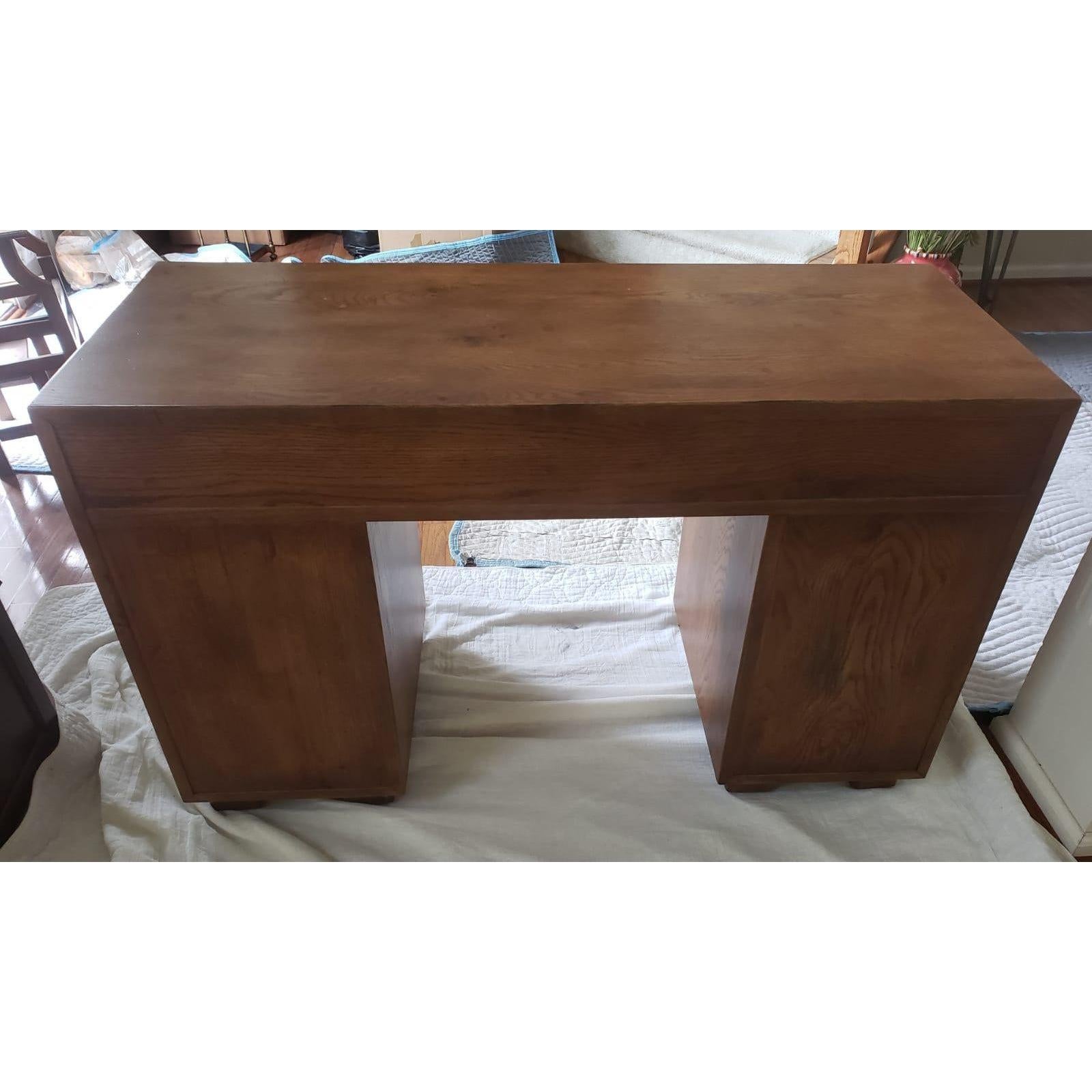 Henredon Artefacts Solid Red Oak Campaign Style Partners Desk In Good Condition In Germantown, MD