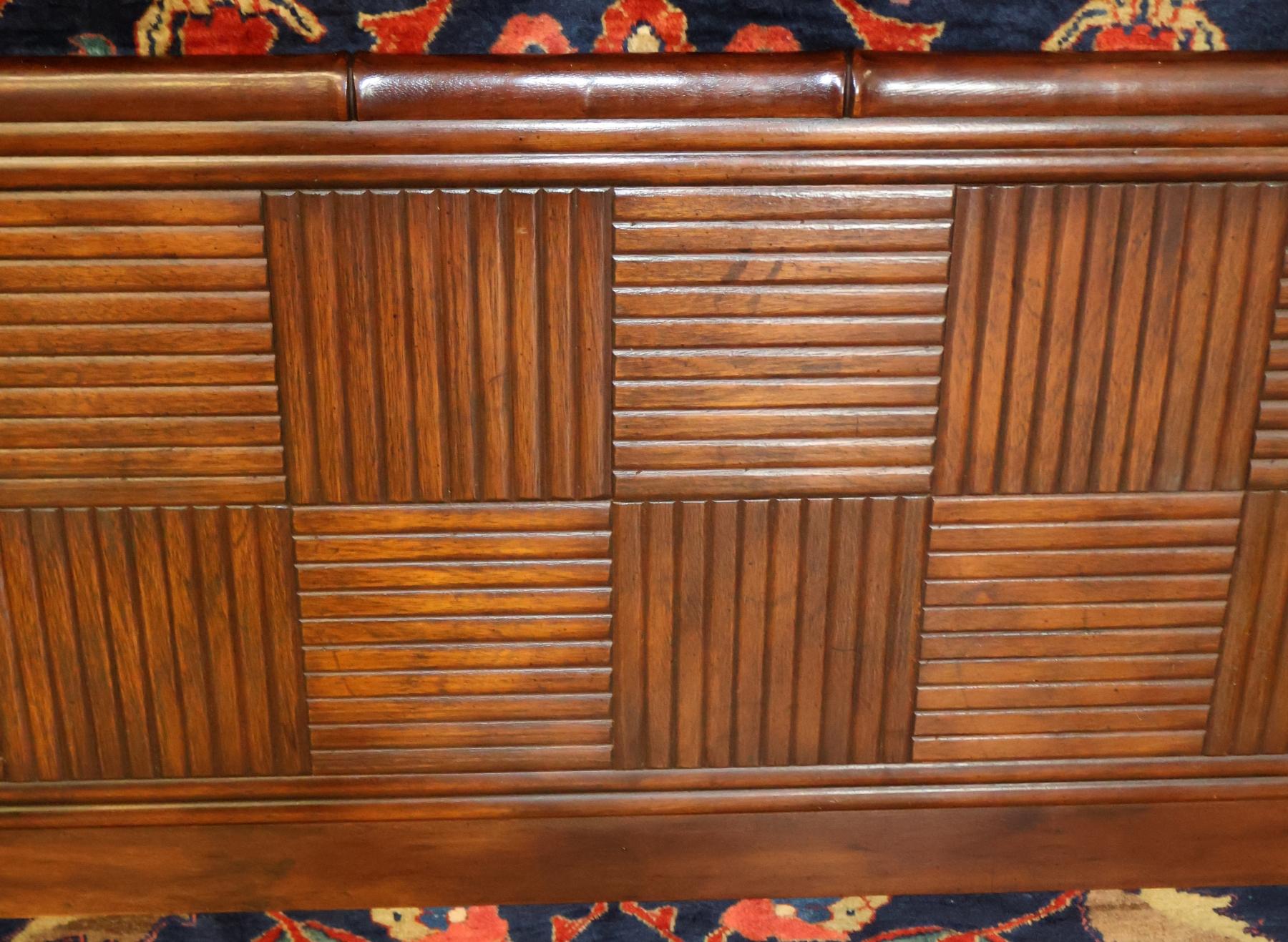 Cabecero de bambú sintético Henredon Asian Tansu Style Queen Size en venta 2