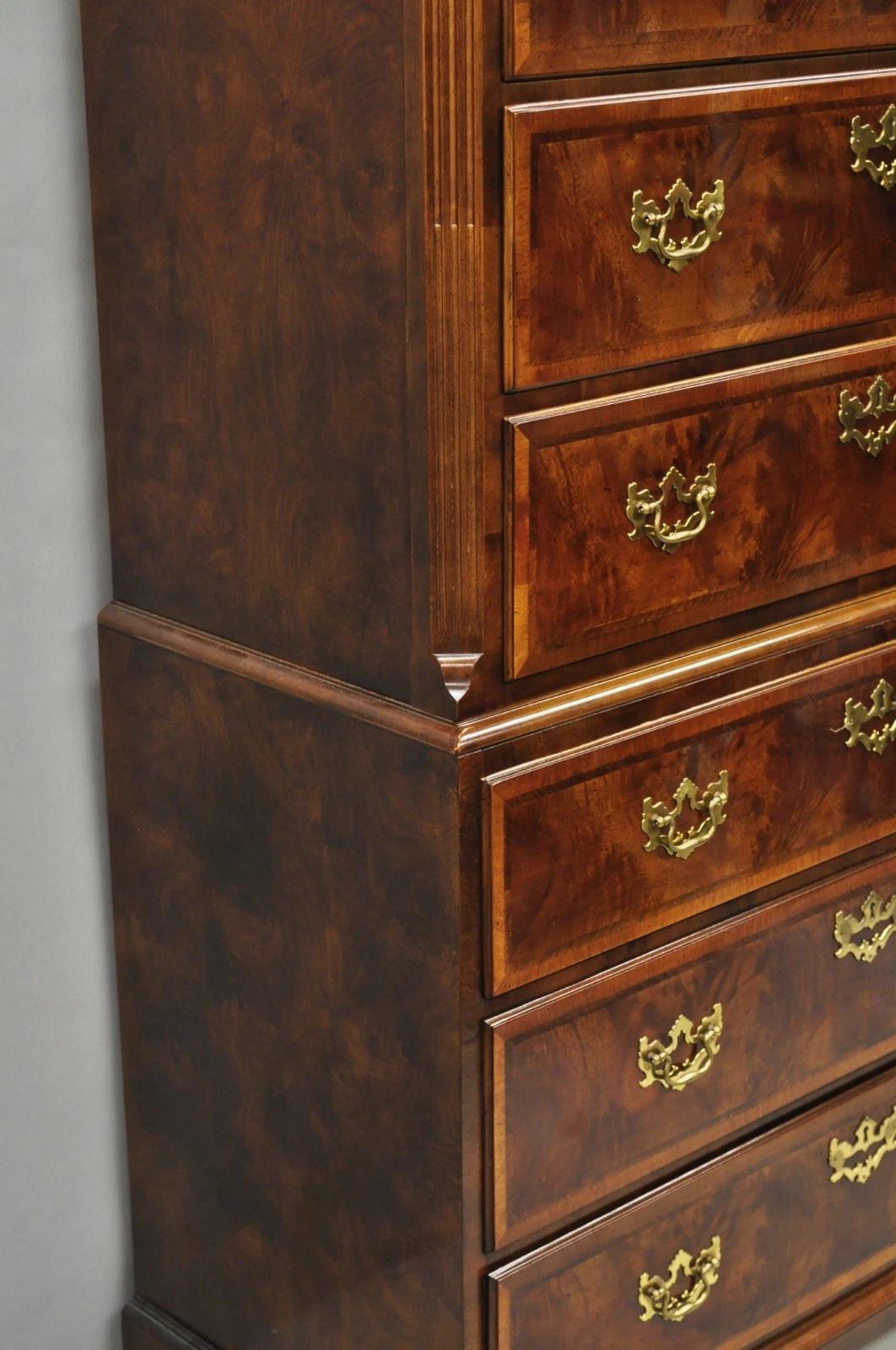 Henredon Aston Court Pecho Alto Cómoda de Caoba Georgiana con Madera de Burl en venta 2