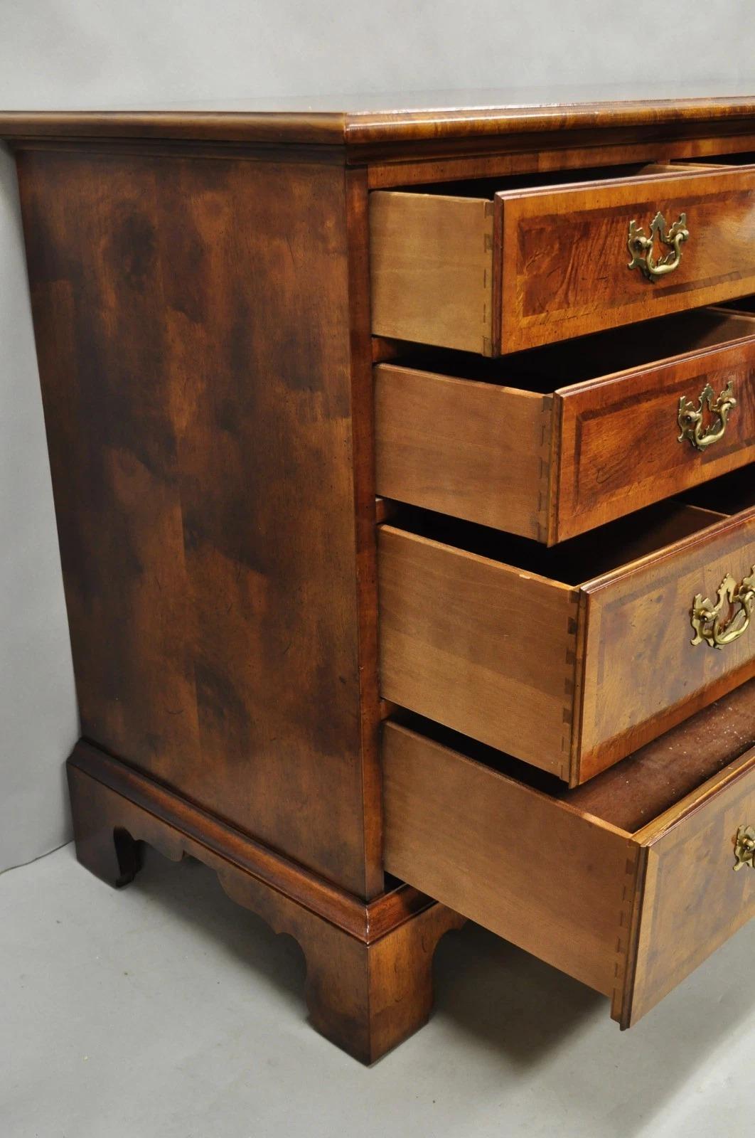 Henredon Aston Court Wurzelholz georgianischen Stil Mahagoni lange Kommode Credenza im Angebot 9