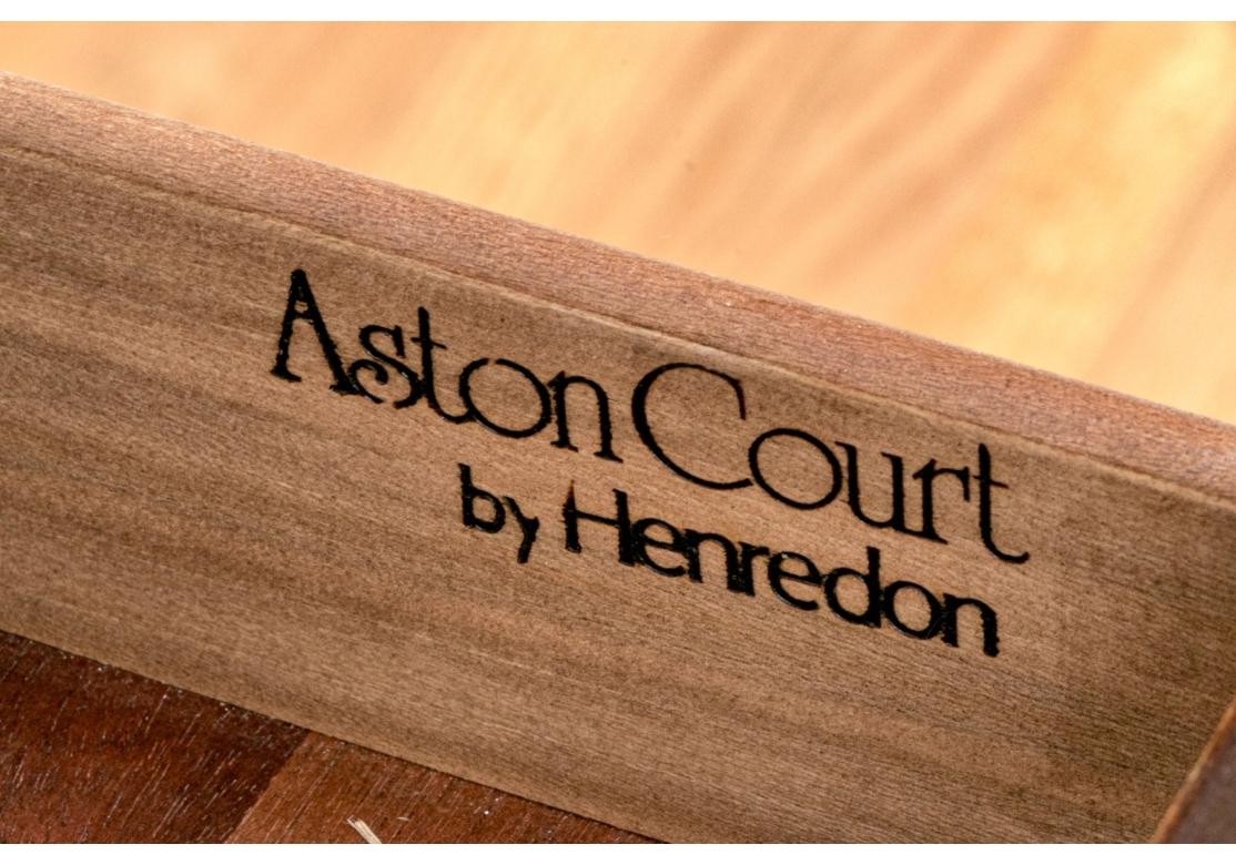 Henredon Aston Court Serveur à abattant en acajou en vente 2