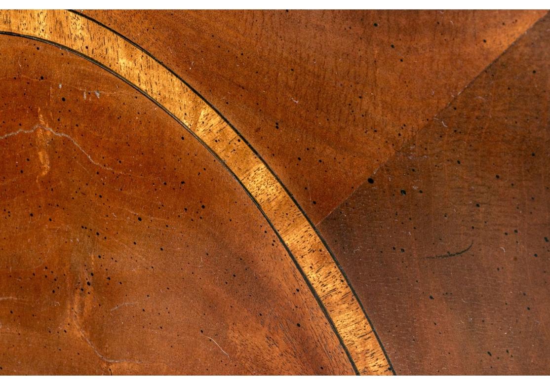 Henredon Aston Court Serveur à abattant en acajou État moyen - En vente à Bridgeport, CT