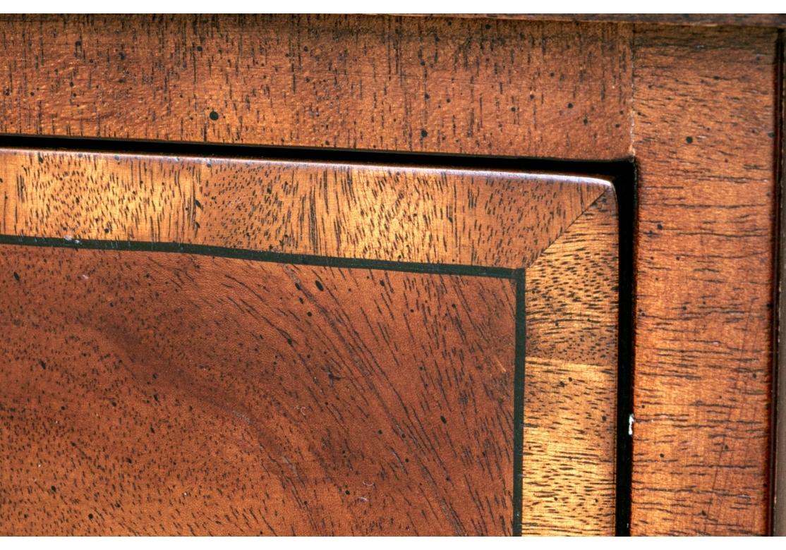 Laiton Henredon Aston Court Serveur à abattant en acajou en vente