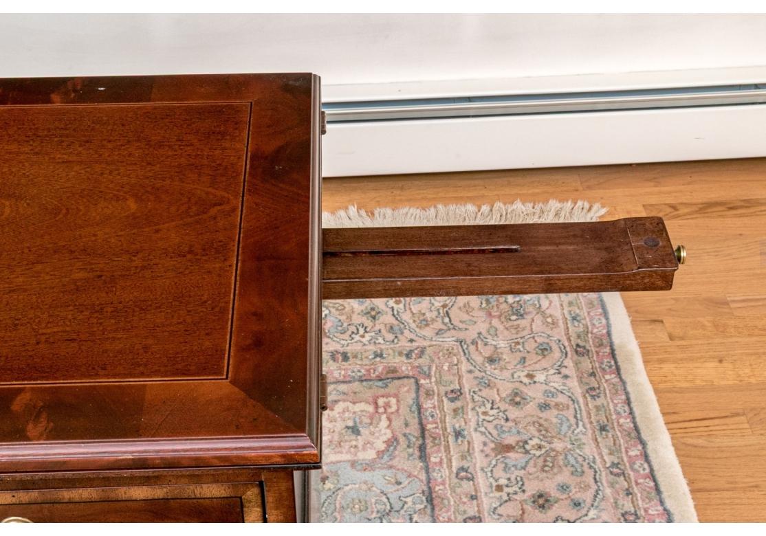 Henredon Aston Court Serveur à abattant en acajou en vente 1