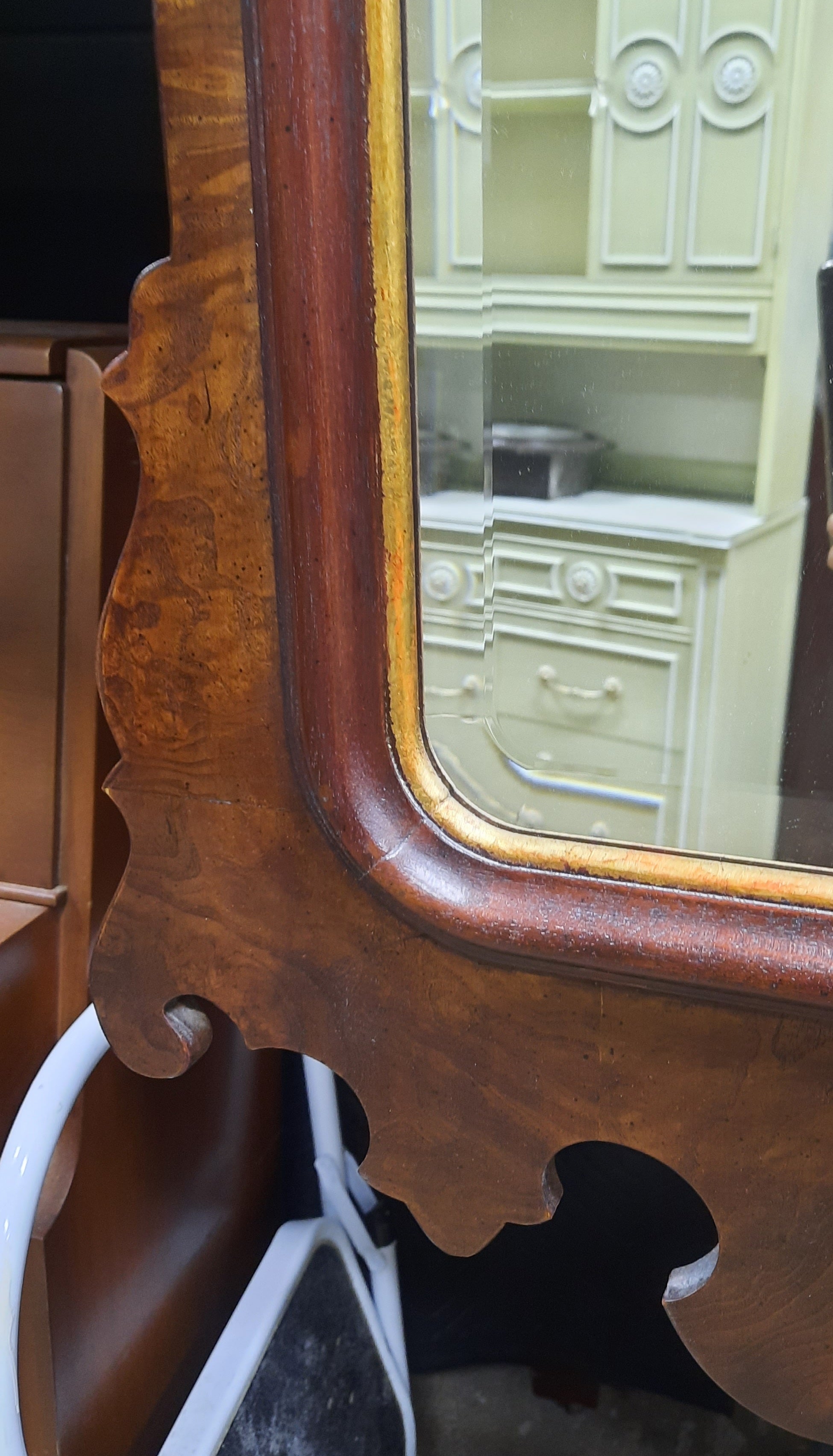 American Henredon Aston Court Chippendale Mirror, circa 1980s