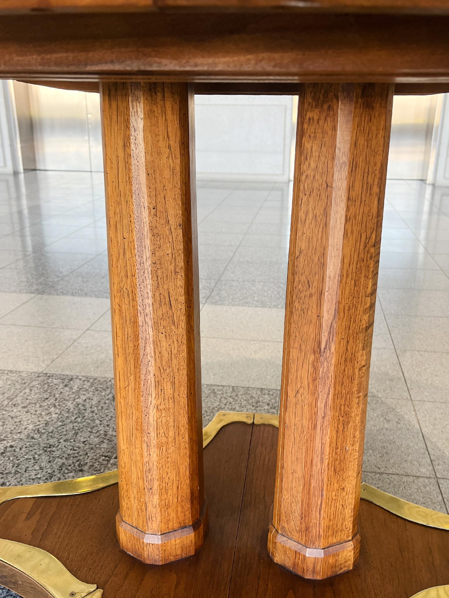 Henredon Biedermeier-Style Extending Dining Table For Sale 3