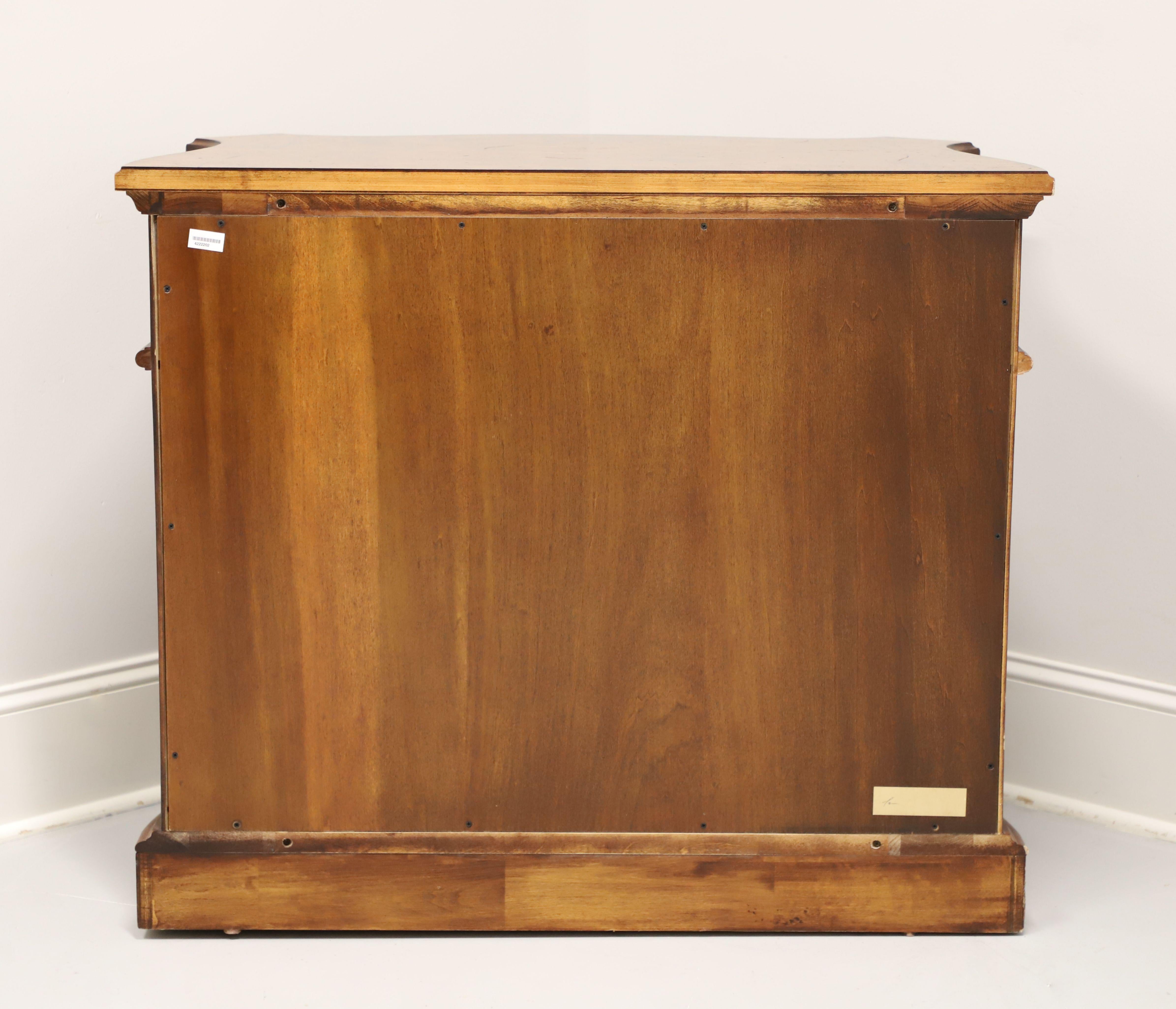 HENREDON Burl Walnut Regency Style Commode Cabinet In Good Condition For Sale In Charlotte, NC