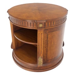 Henredon Burl Walnuss Runde Mitte Lampe Seite Occasional Tabelle Stand Regale Mint!