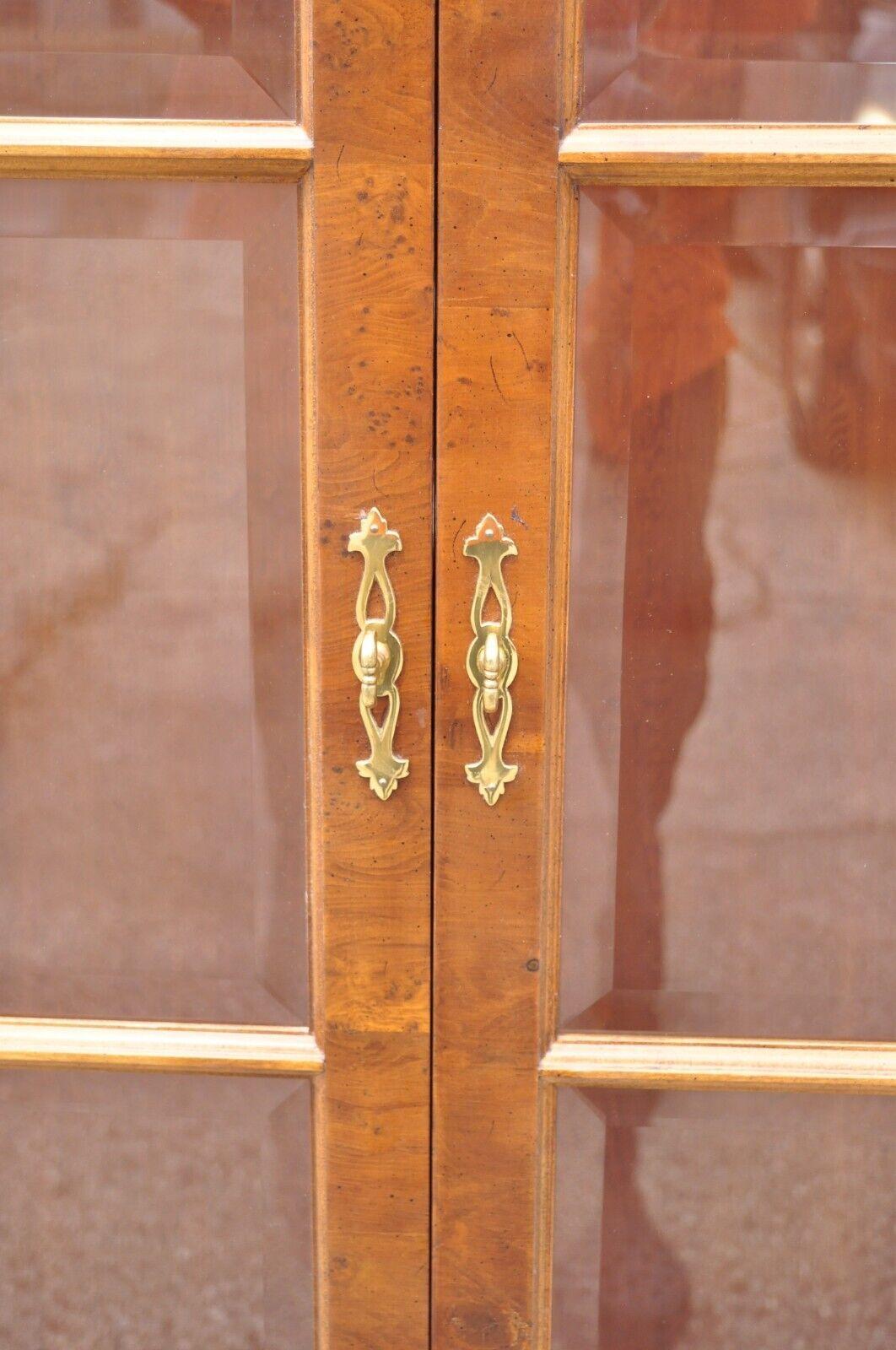 Henredon Burl Wood Double China Cabinet Display Cabinet Lighted Curio In Good Condition In Philadelphia, PA