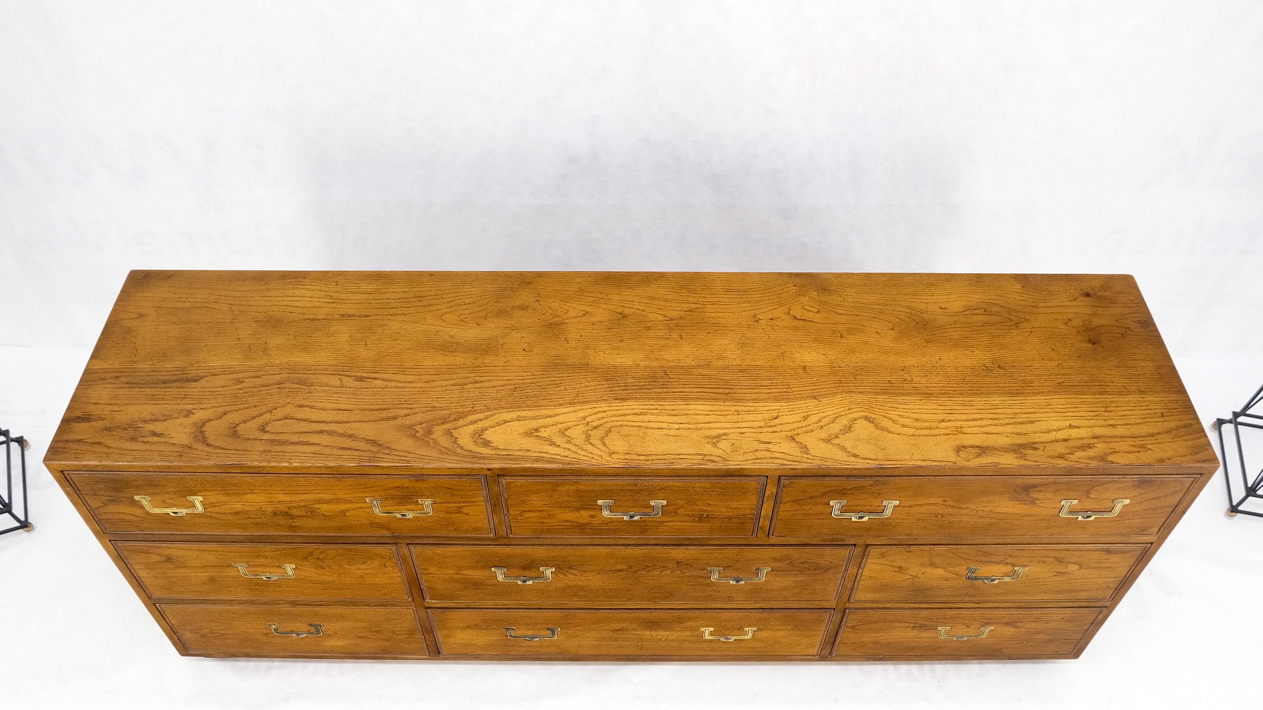 Lacquered Henredon Campaign Style 9 Drawers Brass Drop Pulls Long Dresser Credenza Mint! For Sale