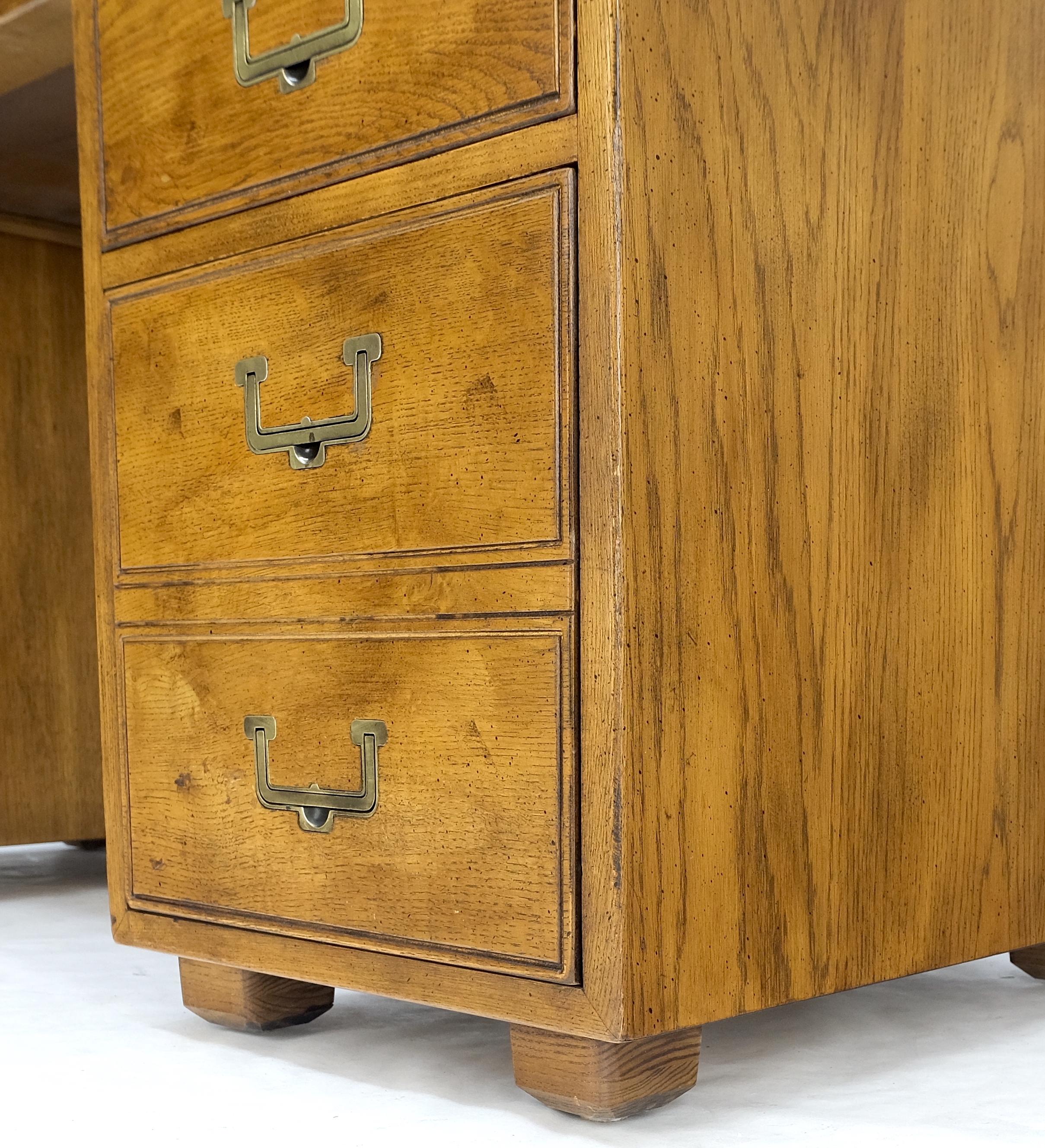 Oak Henredon Campaign Style Mid-Century Modern Desk W/ Brass Drop Pulls Mint!