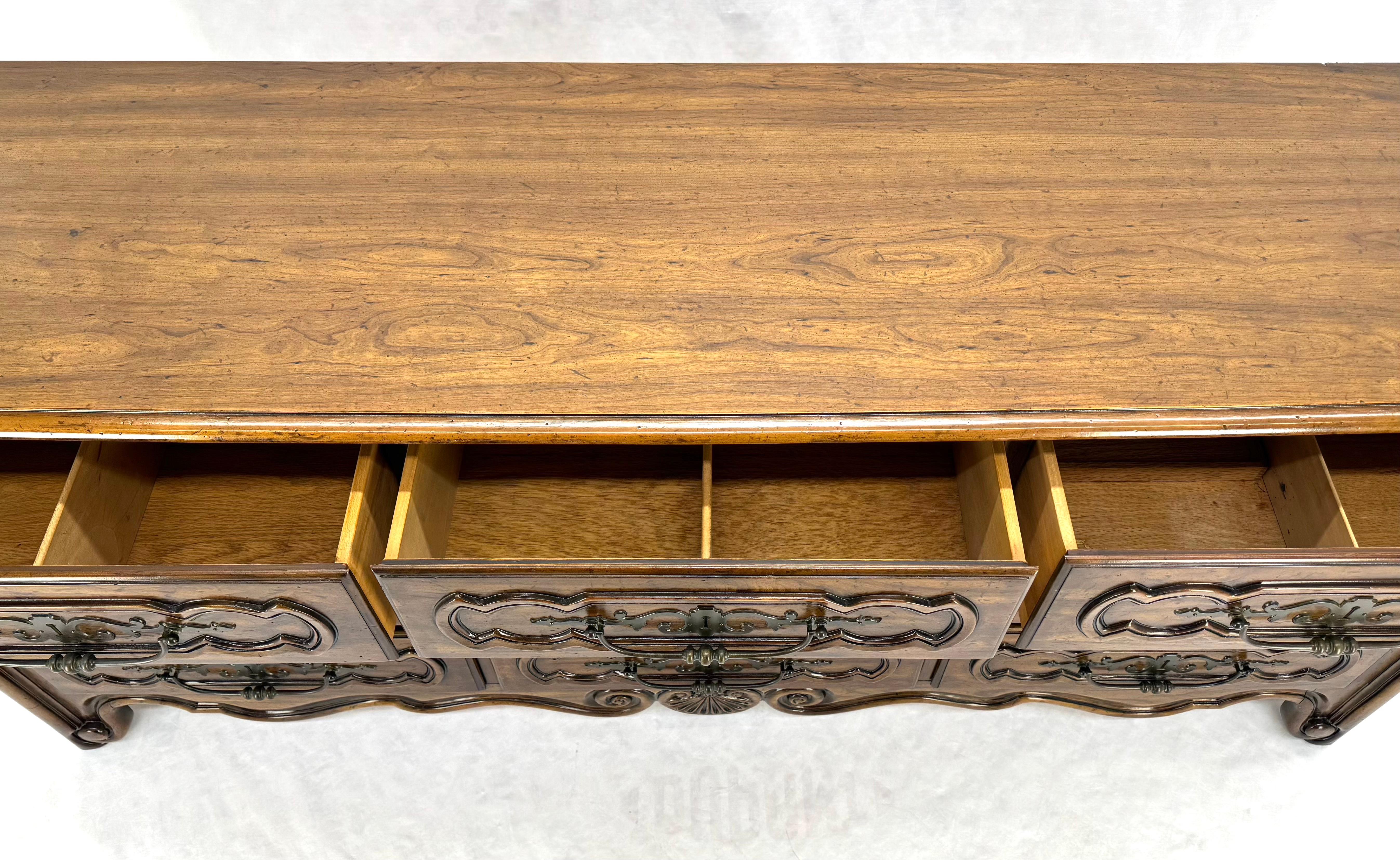American Henredon Carved Chestnut Drawer Fronts Large Heavy Brass Drop Pulls Dresser MINT For Sale