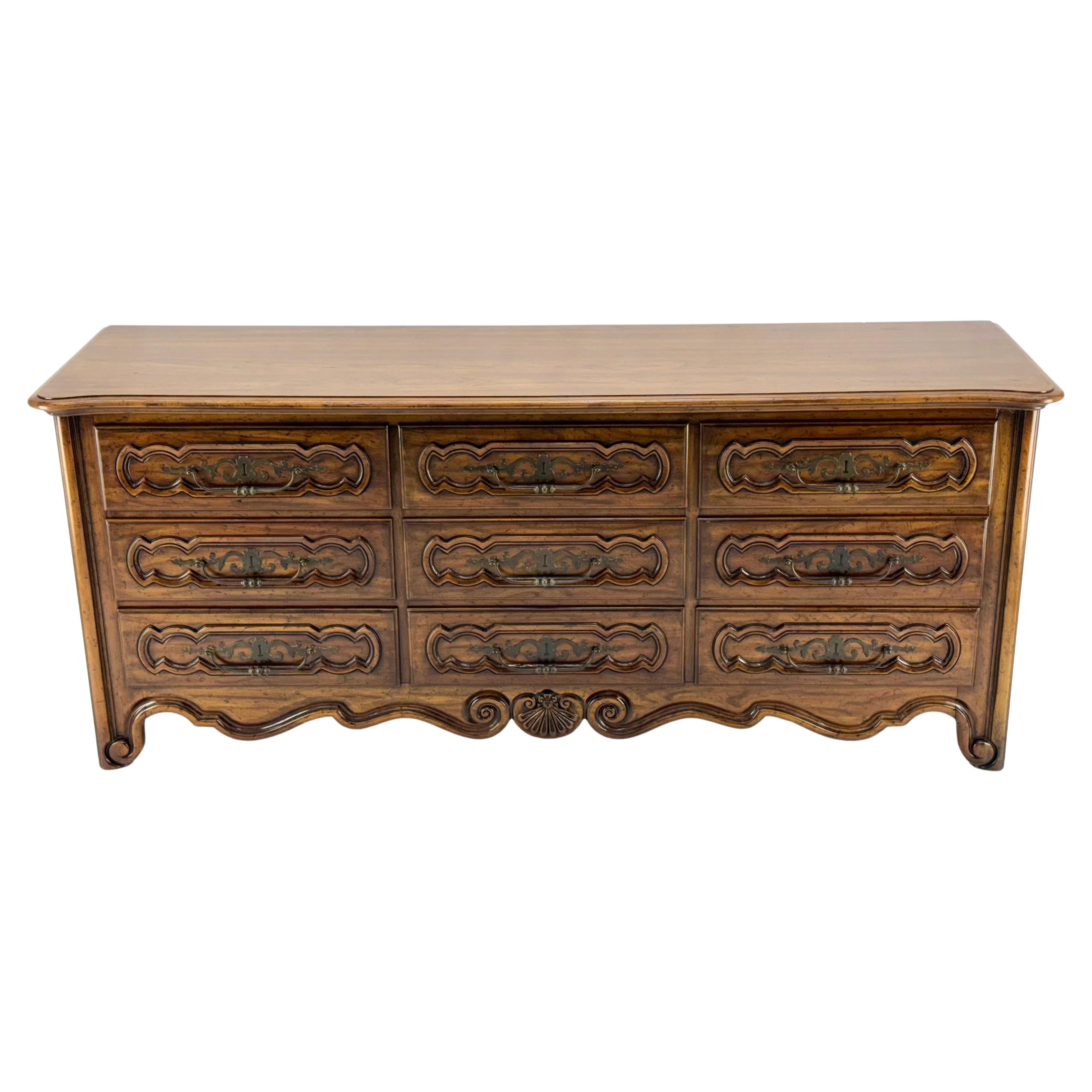 Henredon Carved Chestnut Drawer Fronts Large Heavy Brass Drop Pulls Dresser MINT