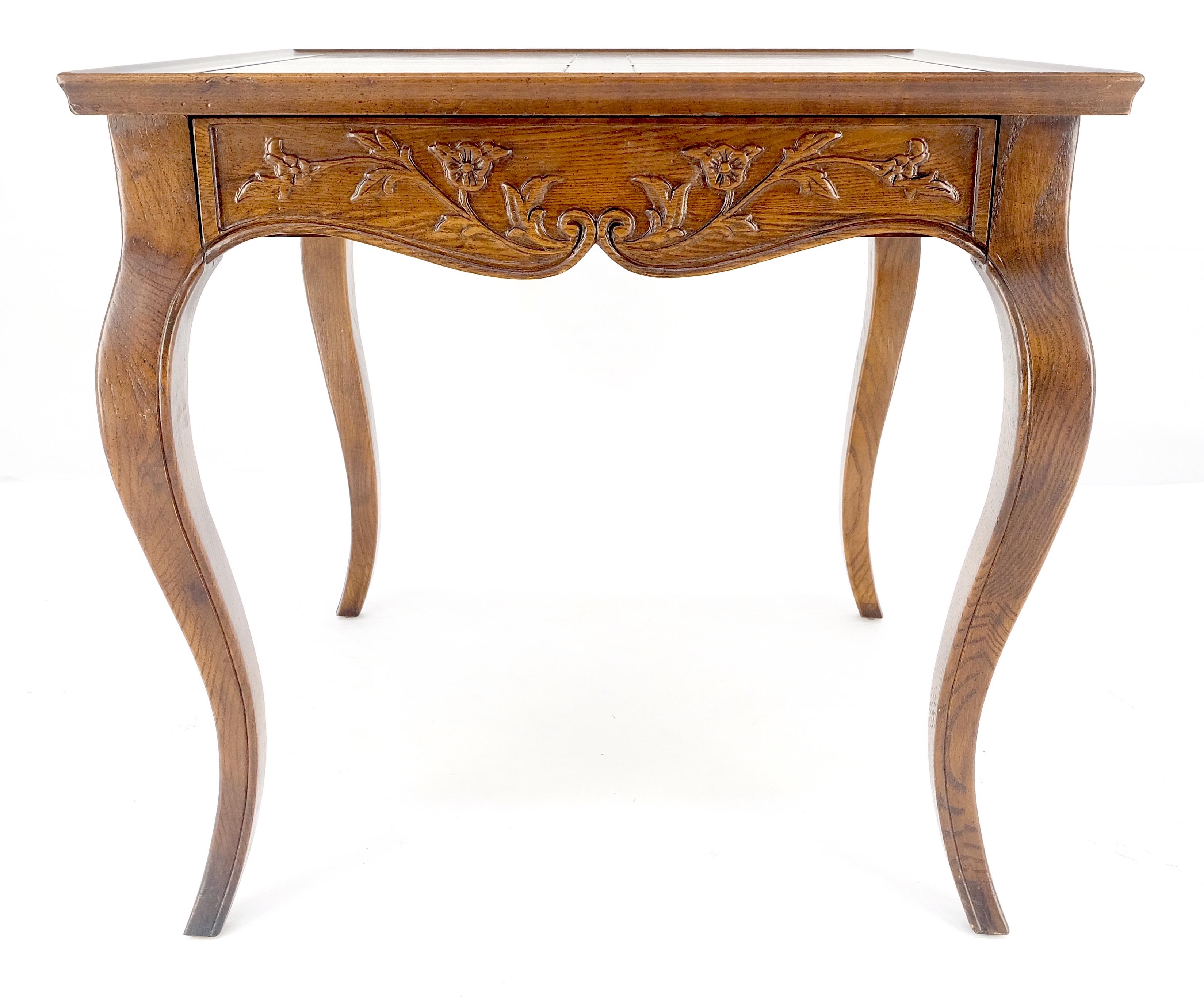 Mid-Century Modern Henredon Carved Drawer Front Burl Wood Parquetry Top Cabriole Leg Side End Table For Sale