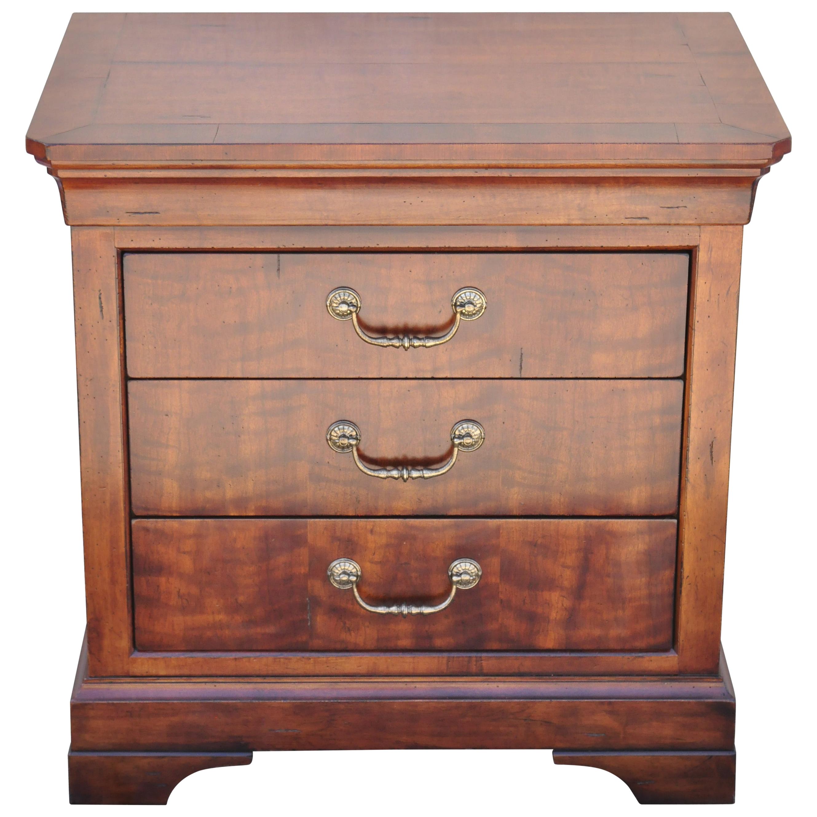 Henredon Cavalier Aged Cherry Wood 3 Drawer Nightstand Bedside Table