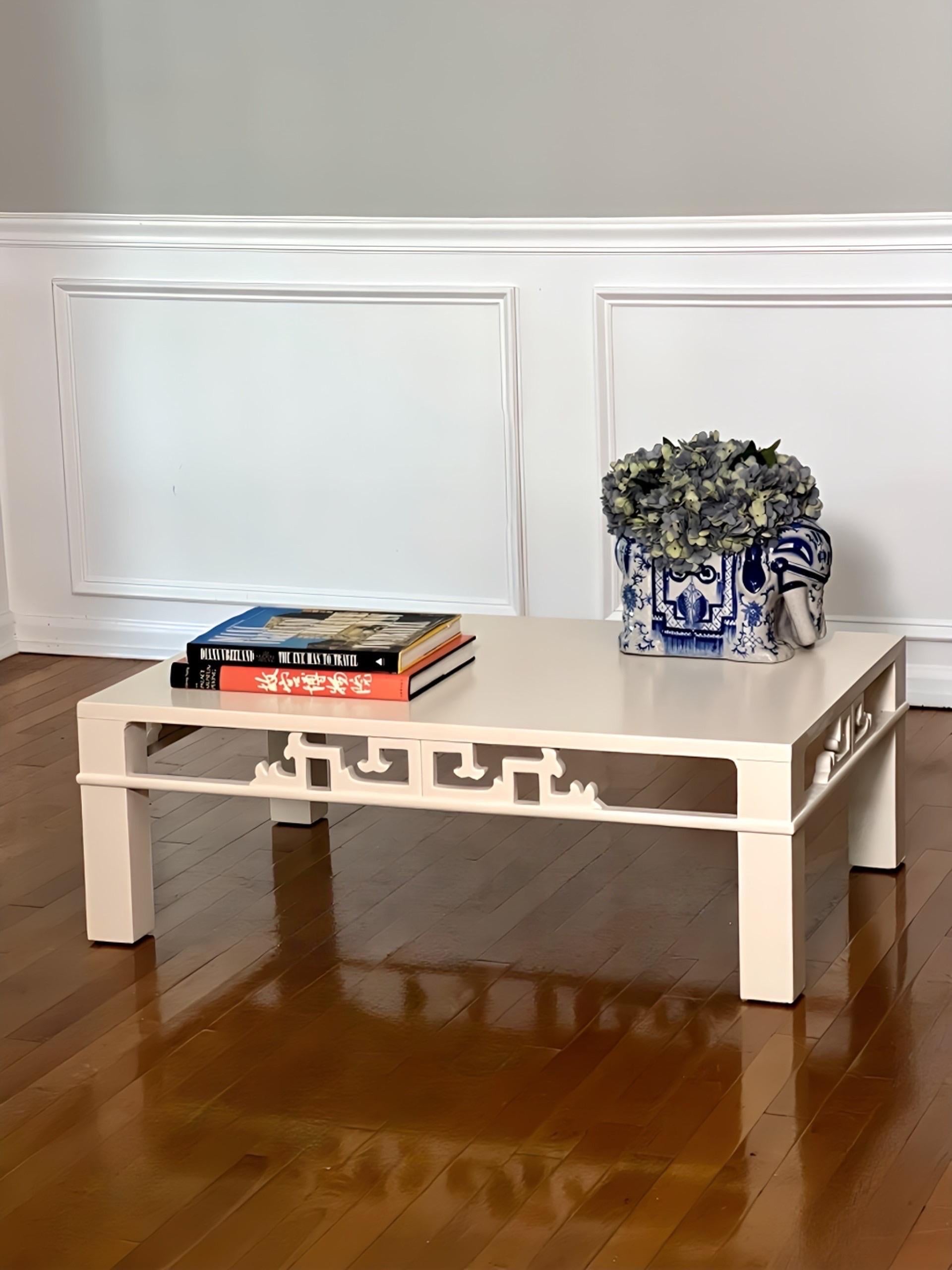 Henredon Chinoiserie White Coffee Table For Sale 5