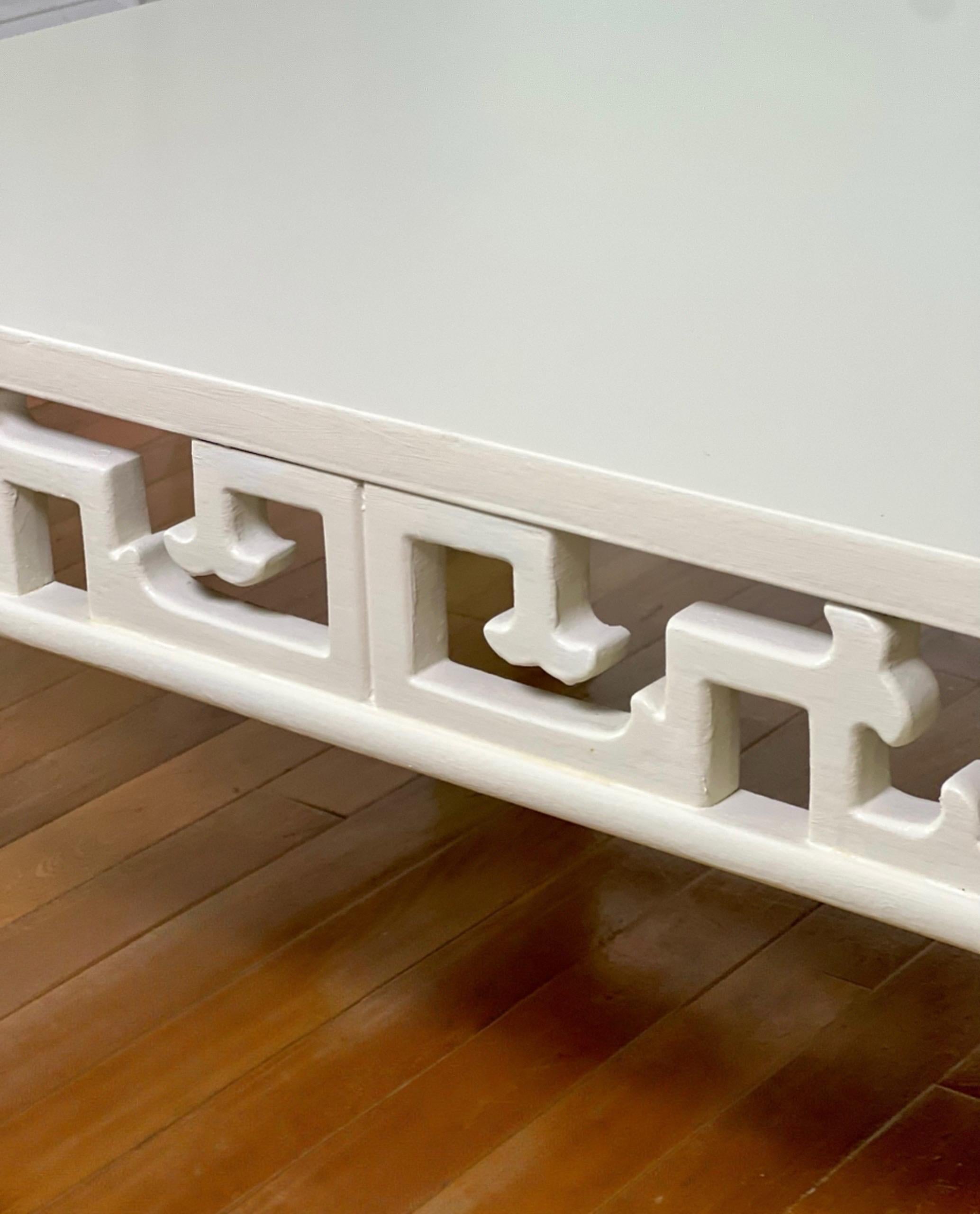 Henredon Chinoiserie White Coffee Table For Sale 2