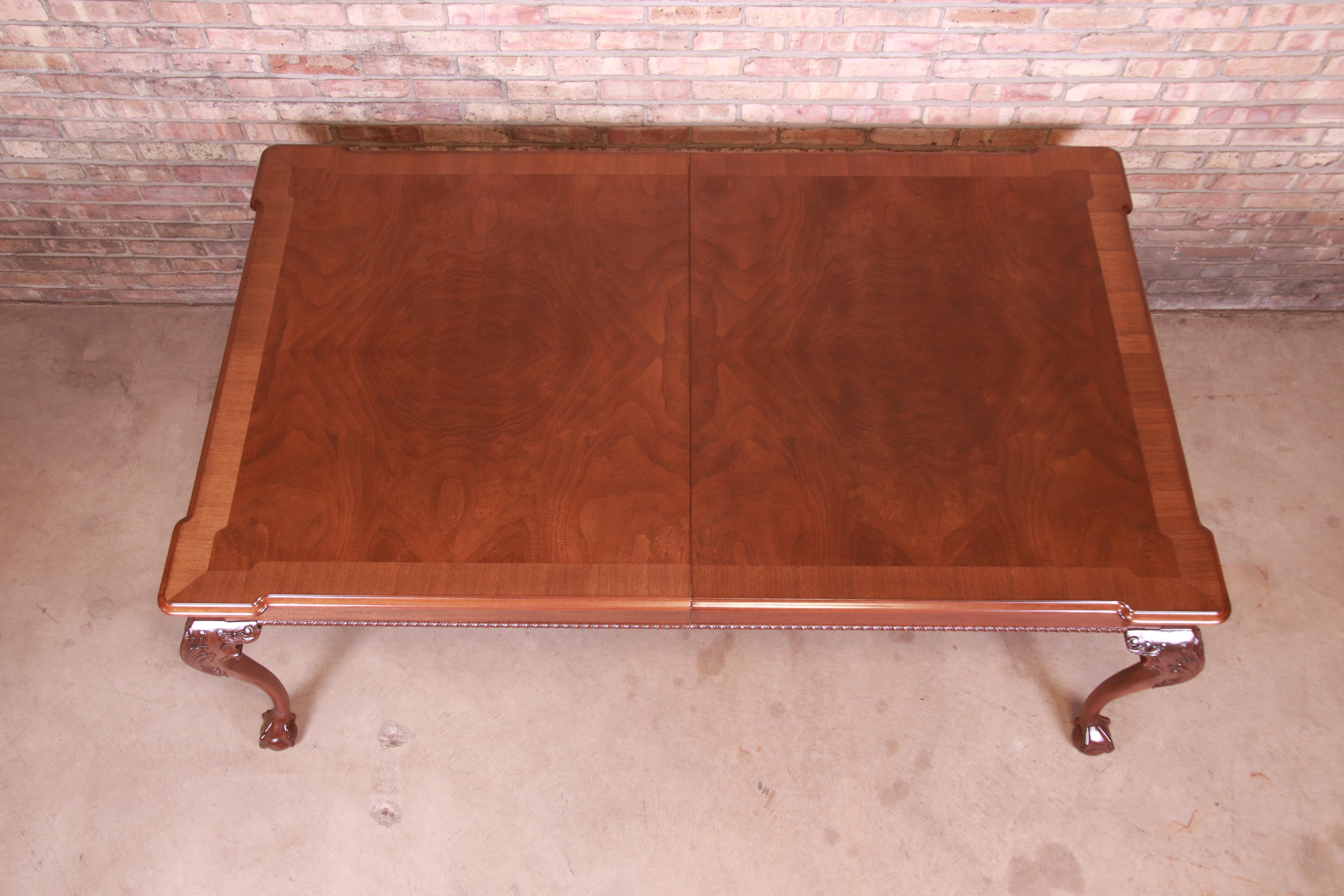 20th Century Henredon Chippendale Banded Mahogany Extension Dining Table, Newly Refinished