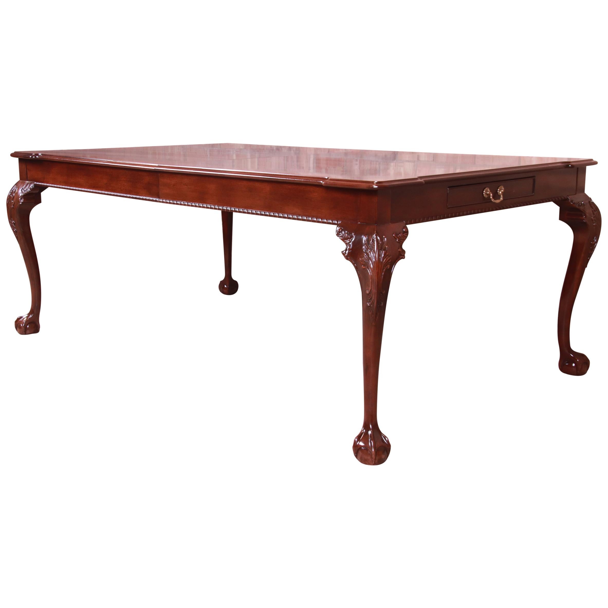 Henredon Chippendale Banded Mahogany Extension Dining Table, Newly Refinished