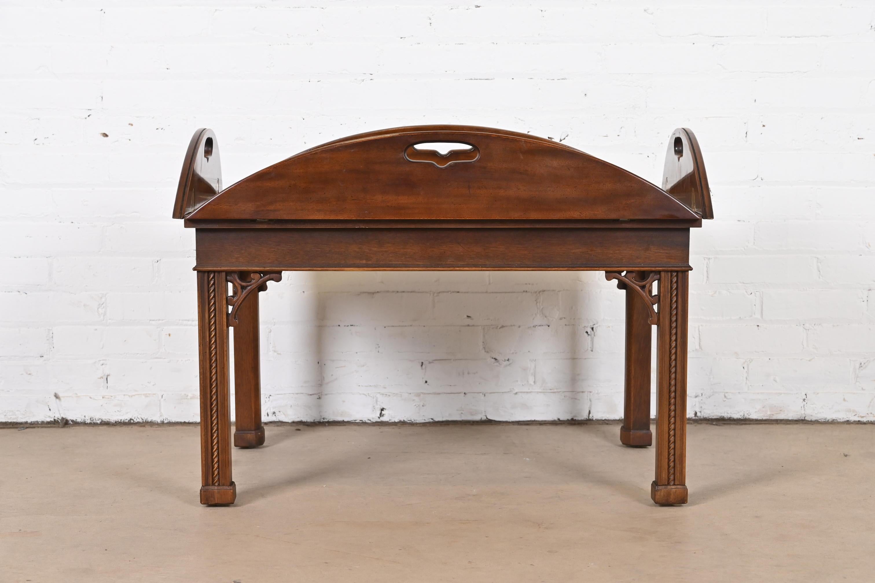 Henredon Chippendale Carved Mahogany Butler's Coffee Table 1