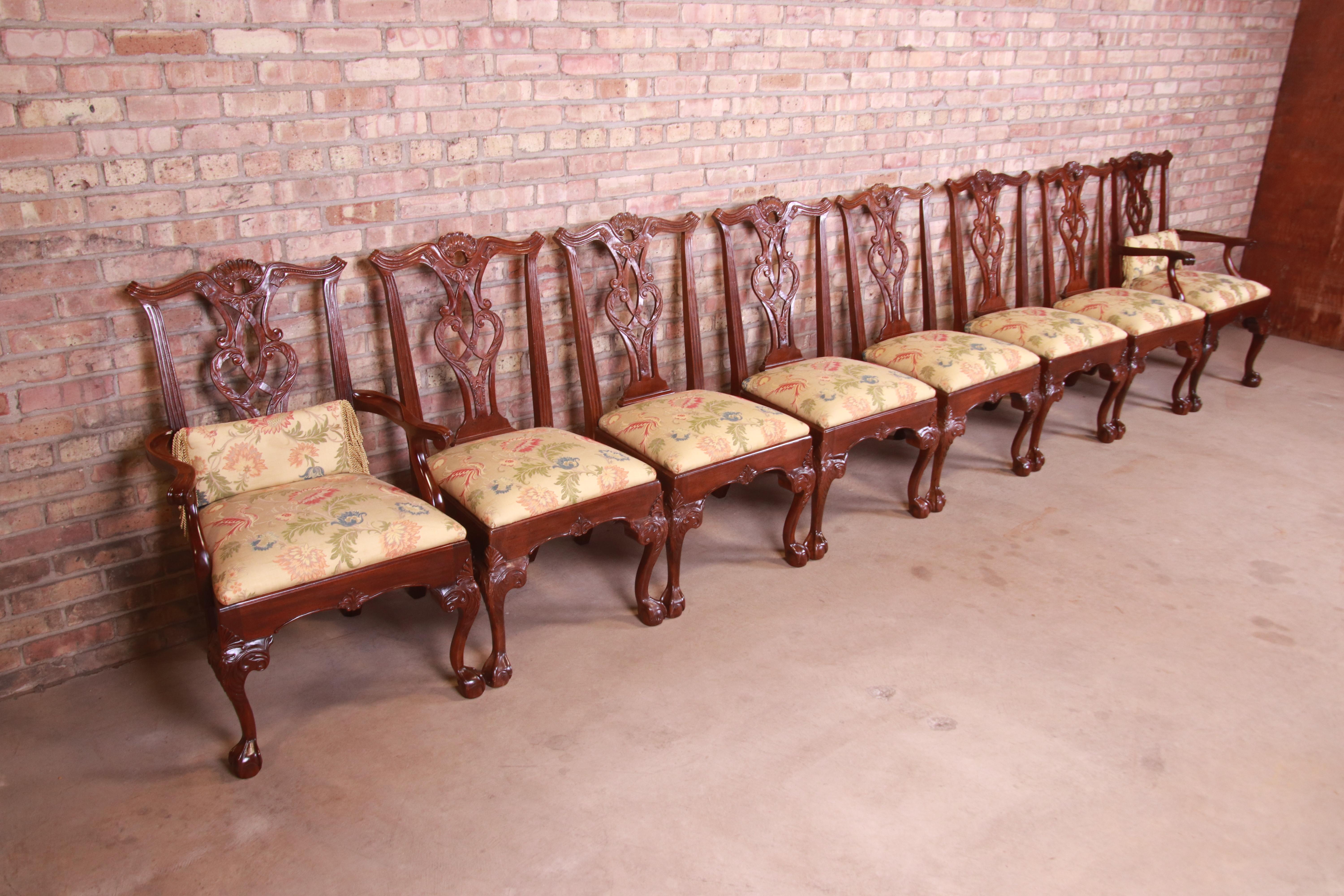 20th Century Henredon Chippendale Carved Mahogany Dining Chairs, Set of Eight