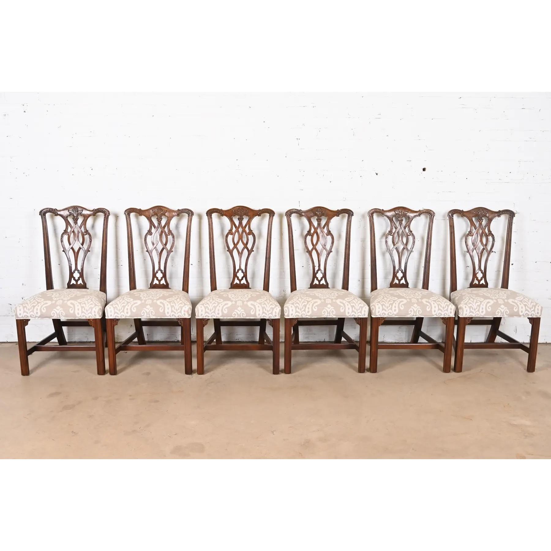 Henredon Chippendale ensemble de six chaises de salle à manger en acajou sculpté Bon état - En vente à South Bend, IN