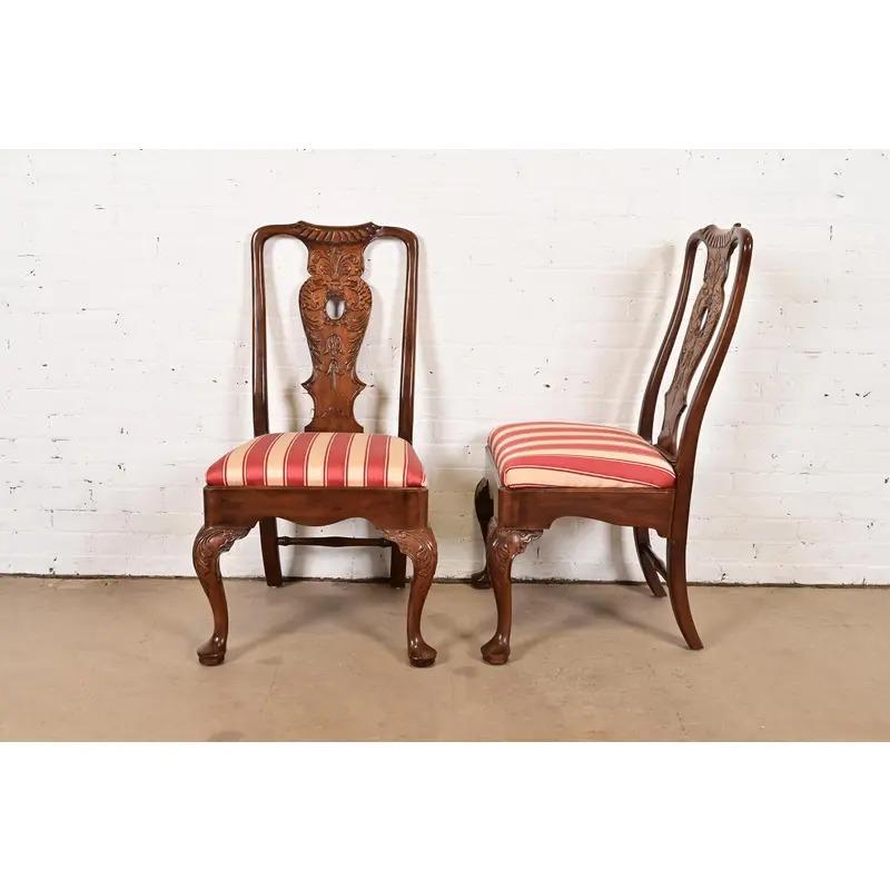 Sedie da pranzo in mogano intagliato Henredon Chippendale, set di sei sedie in vendita 2