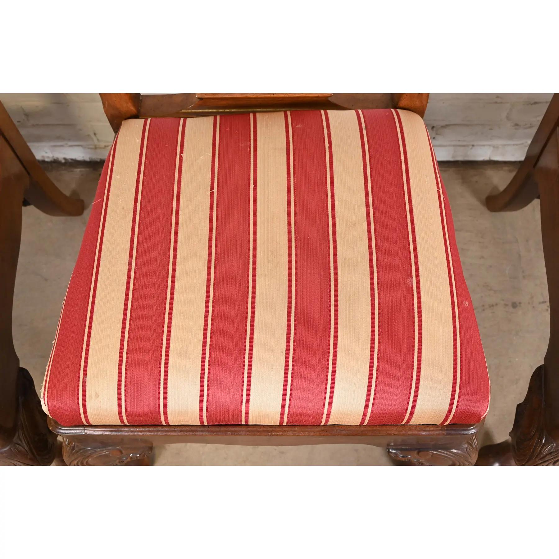 Henredon Chippendale geschnitzte Mahagoni-Esszimmerstühle, Zehn-Set im Angebot 2
