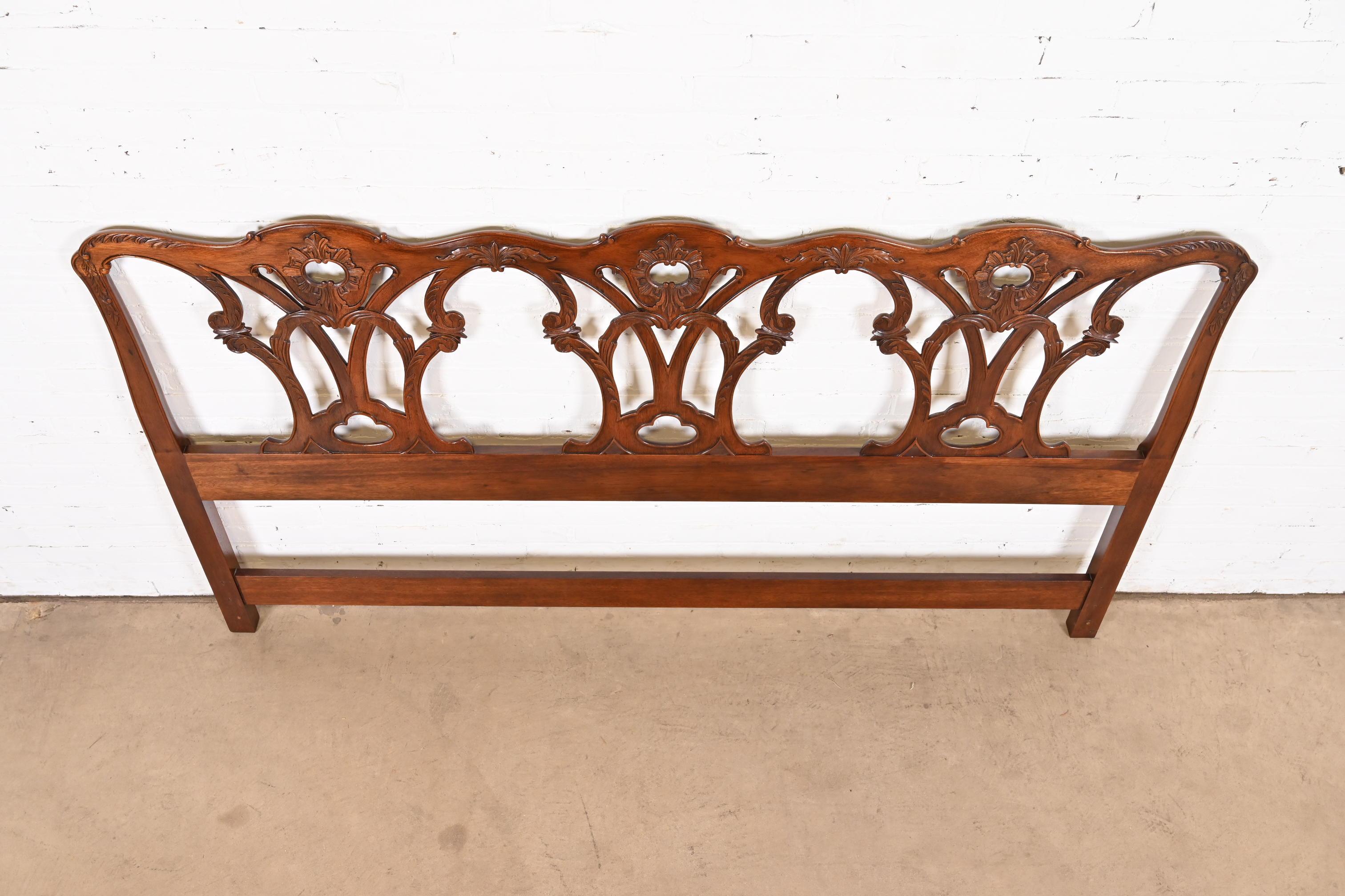 Henredon Chippendale Carved Mahogany King Size Headboard 2