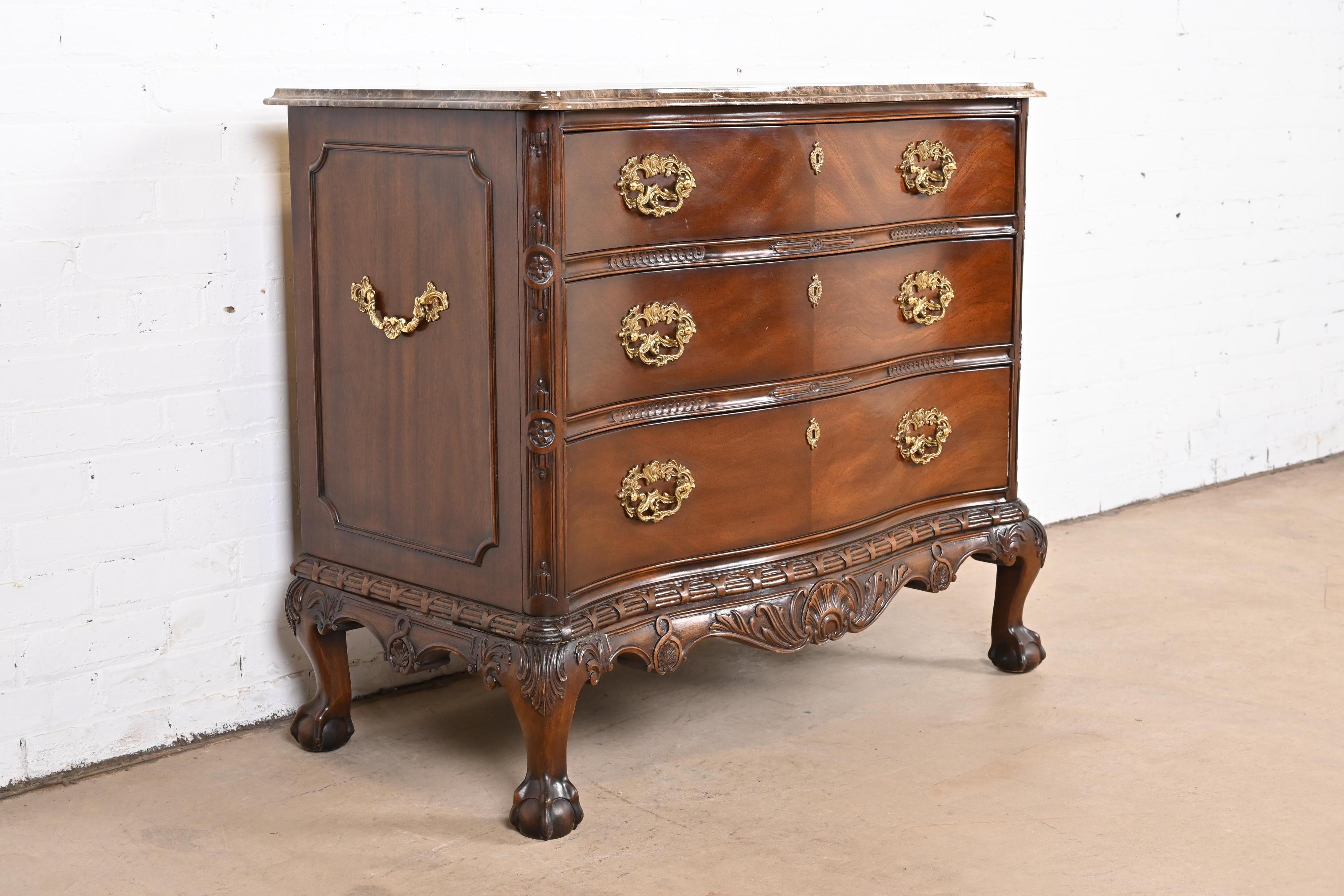 20th Century Henredon Chippendale Carved Mahogany Marble Top Serpentine Chest of Drawers For Sale