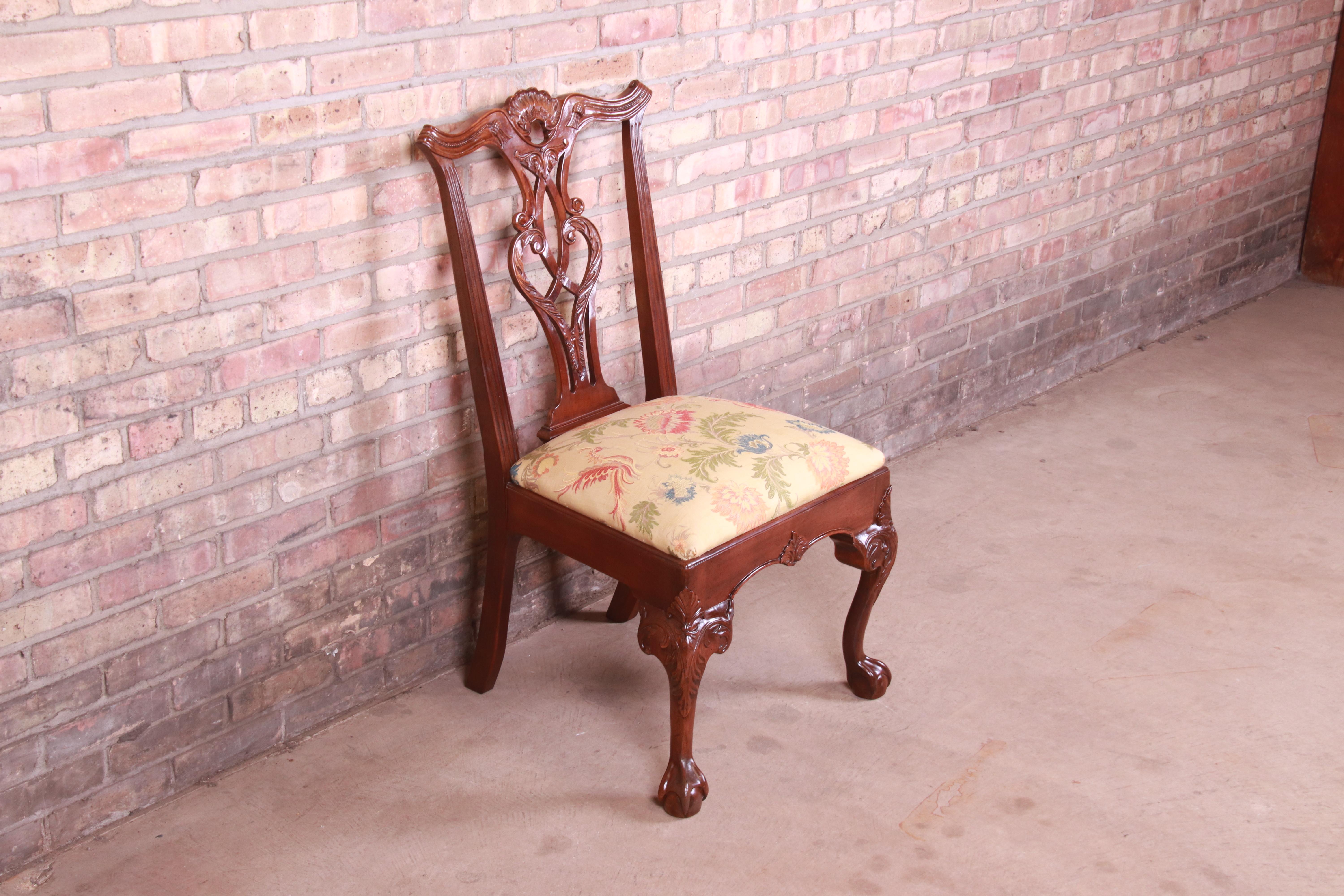 Henredon Chippendale Carved Mahogany Side Chair In Good Condition In South Bend, IN