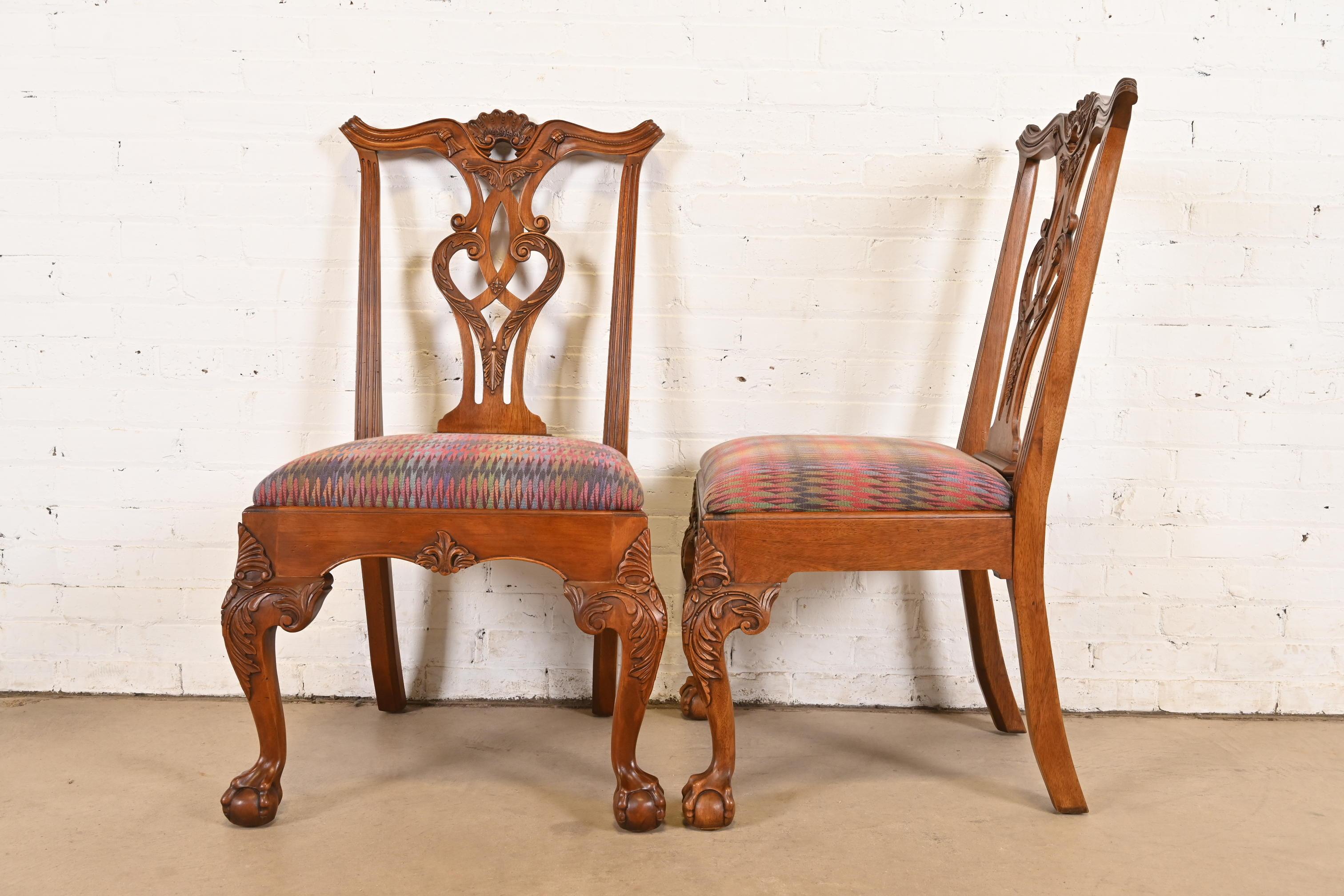 Henredon Chippendale Carved Mahogany Side Chairs or Dining Chairs, Pair For Sale 3