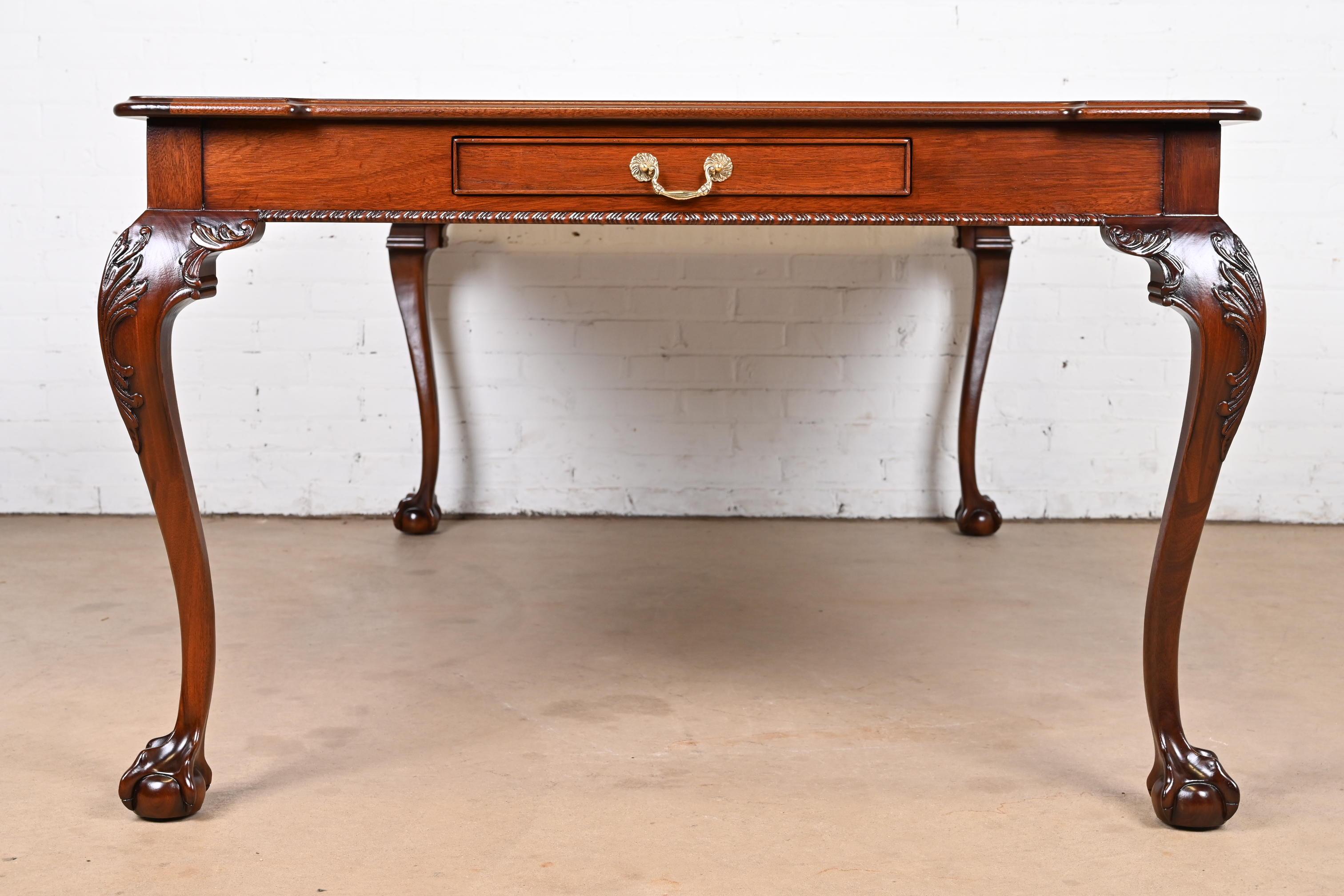 Henredon Chippendale Mahogany and Burl Wood Dining Table, Newly Refinished 3