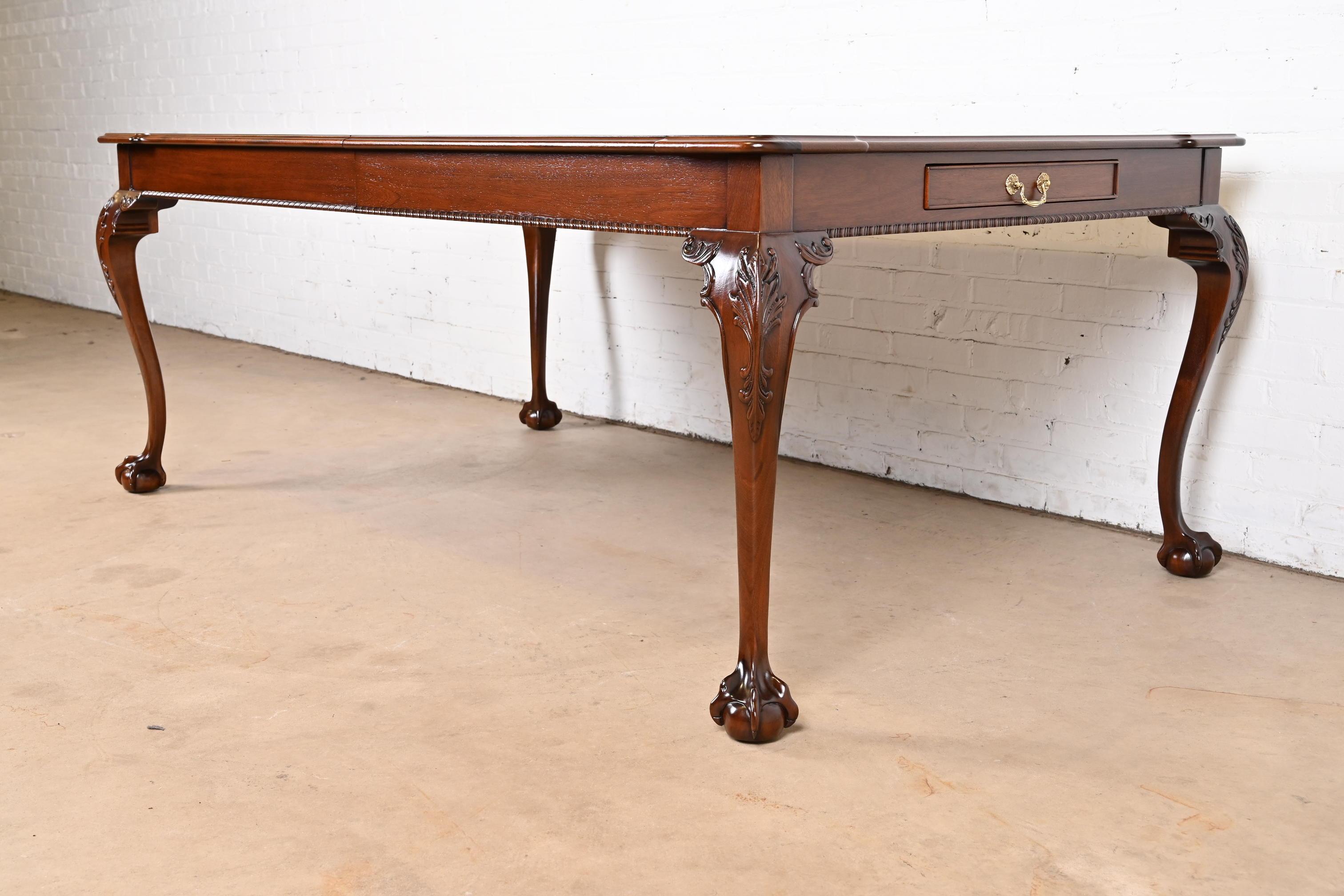 chippendale dining table