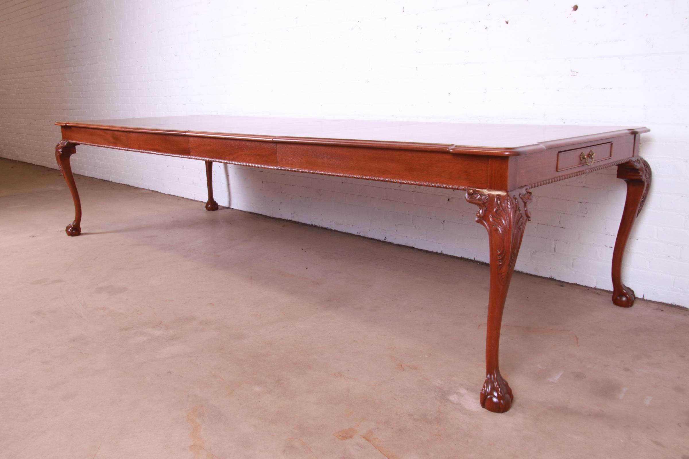 Henredon Chippendale Mahogany and Burl Wood Extension Dining Table, Refinished For Sale 6