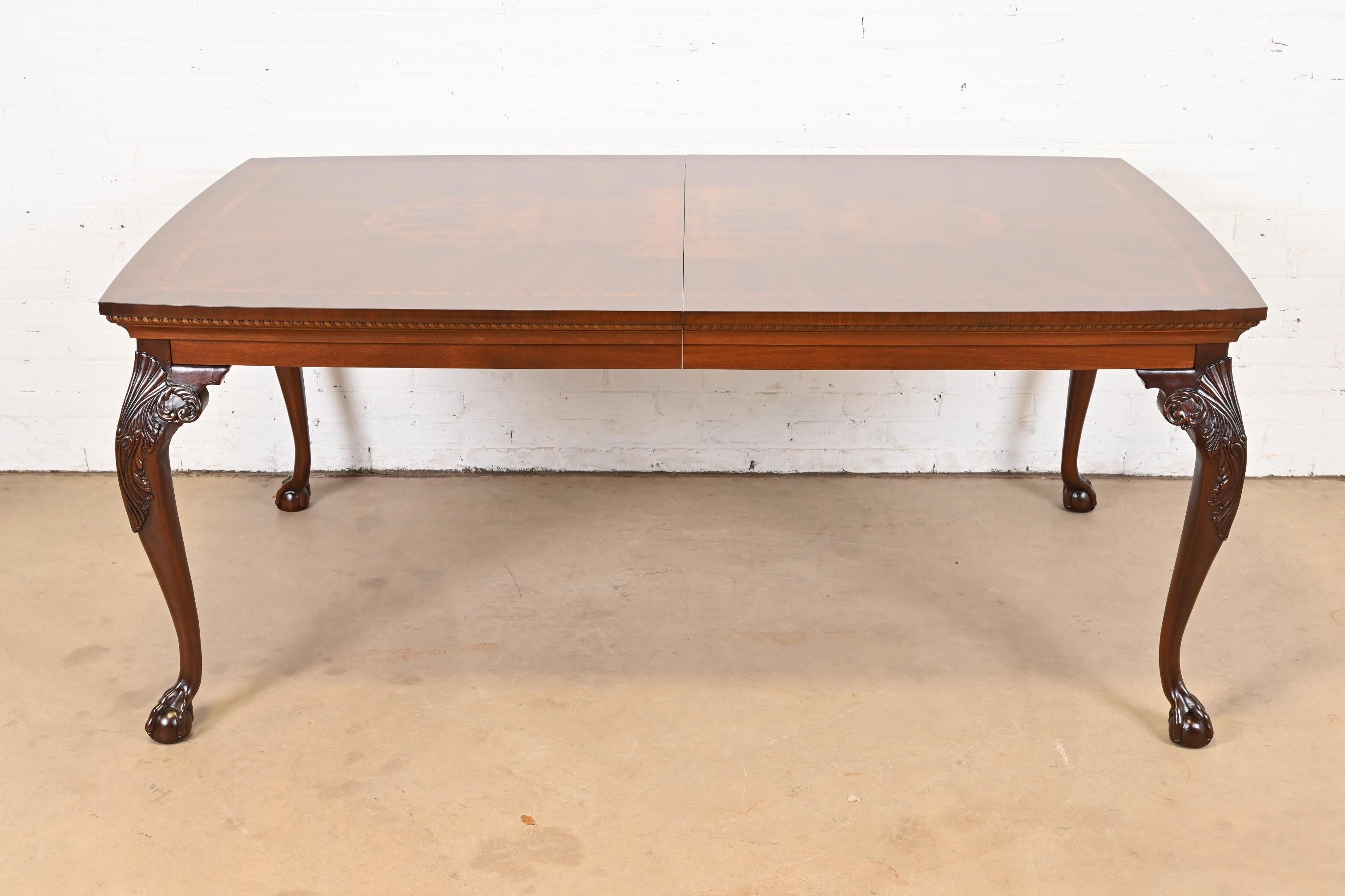Henredon Chippendale Mahogany and Inlaid Burl Wood Extension Dining Table 6