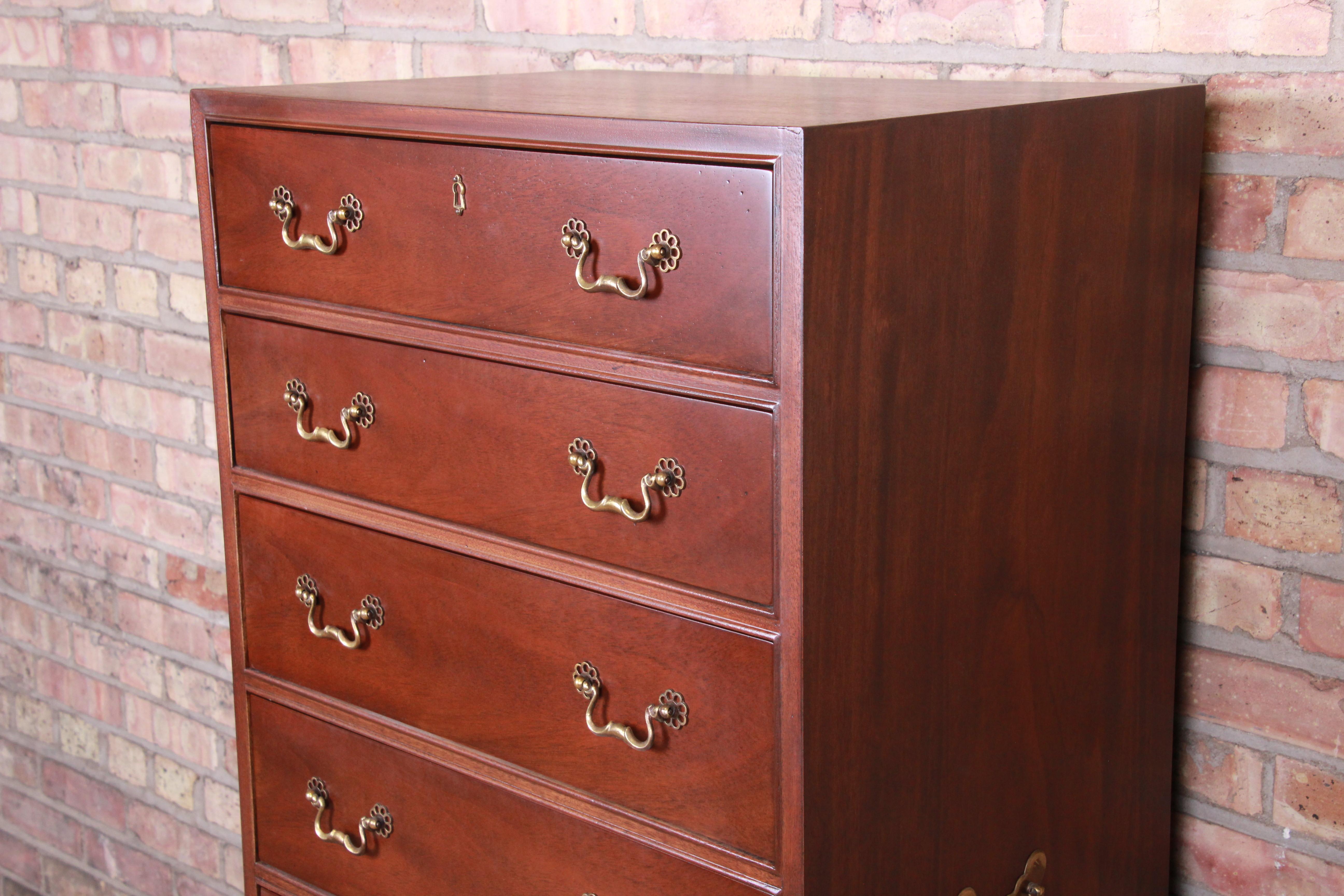 Henredon Chippendale Mahogany Lingerie Chest or Semainier, Newly Refinished In Good Condition In South Bend, IN