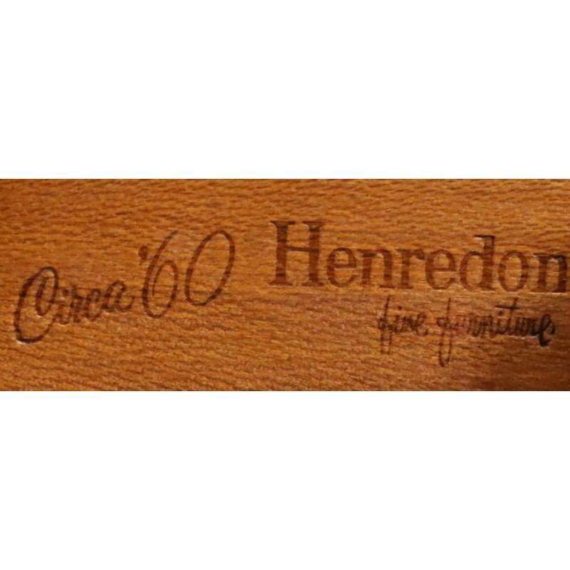 HENREDON Circa '60 Mid Century Modern MCM Walnut Nightstand In Good Condition In Charlotte, NC