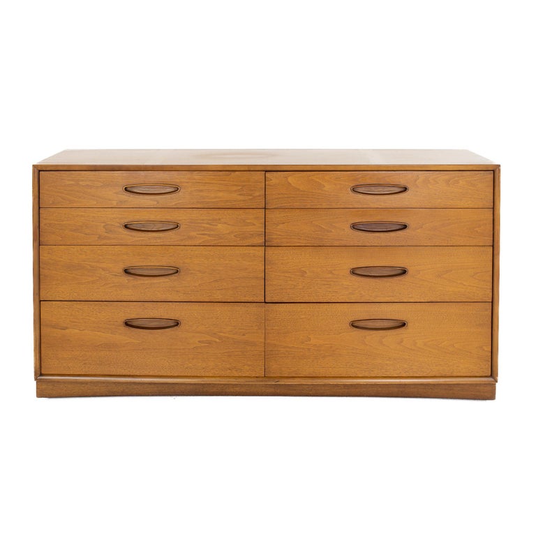 Henredon circa 60' MidCentury Walnut 6 Drawer Lowboy Dresser at 1stDibs