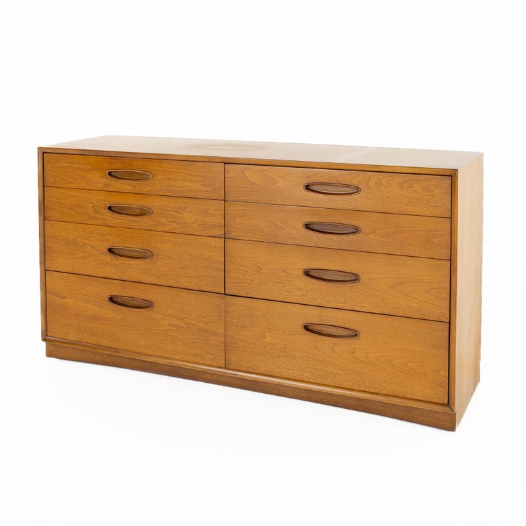 Henredon circa 60' MidCentury Walnut 6 Drawer Lowboy Dresser at 1stDibs