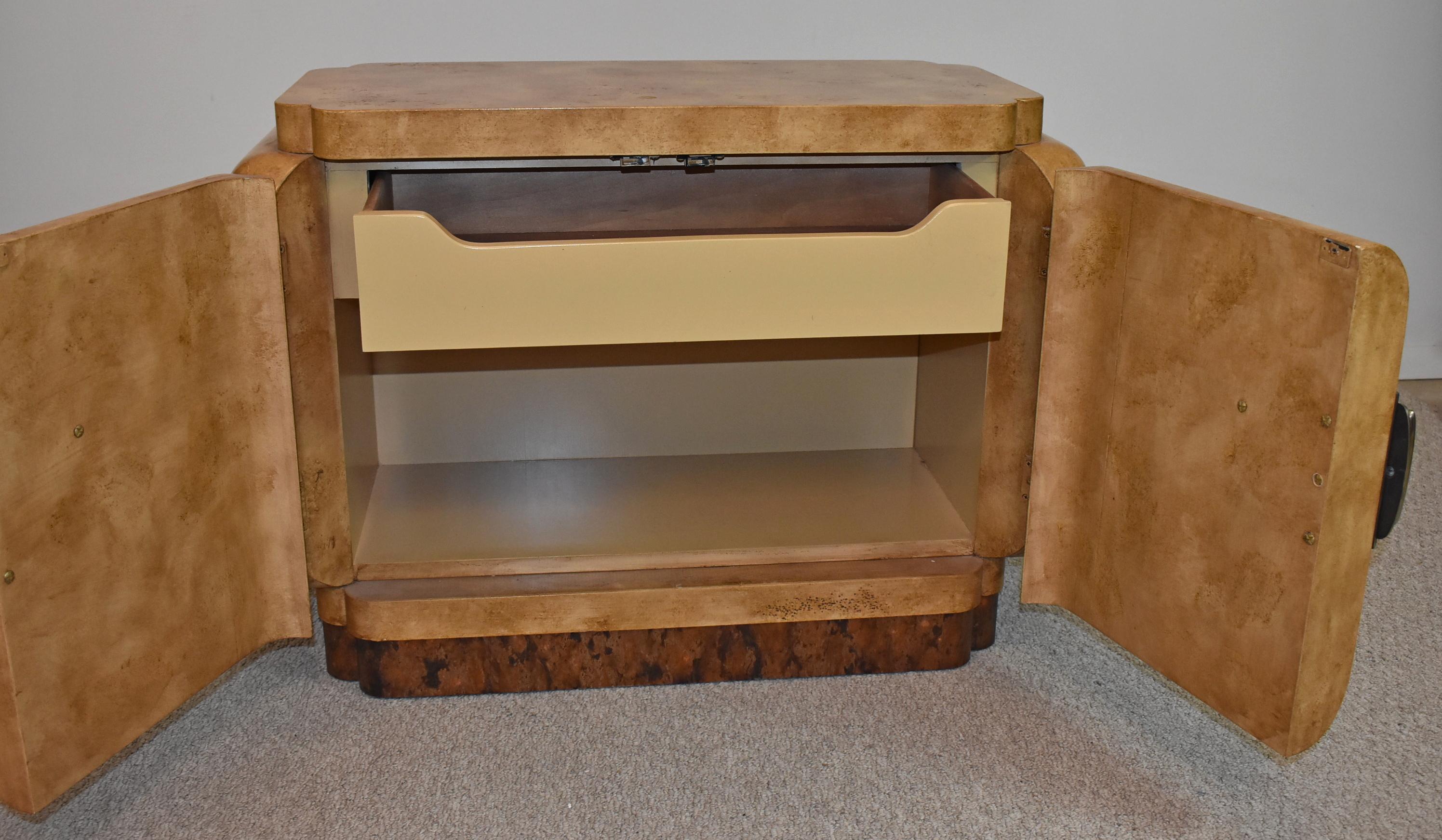 Mid-Century Modern Henredon Circa East Collection Nightstand or Side Table