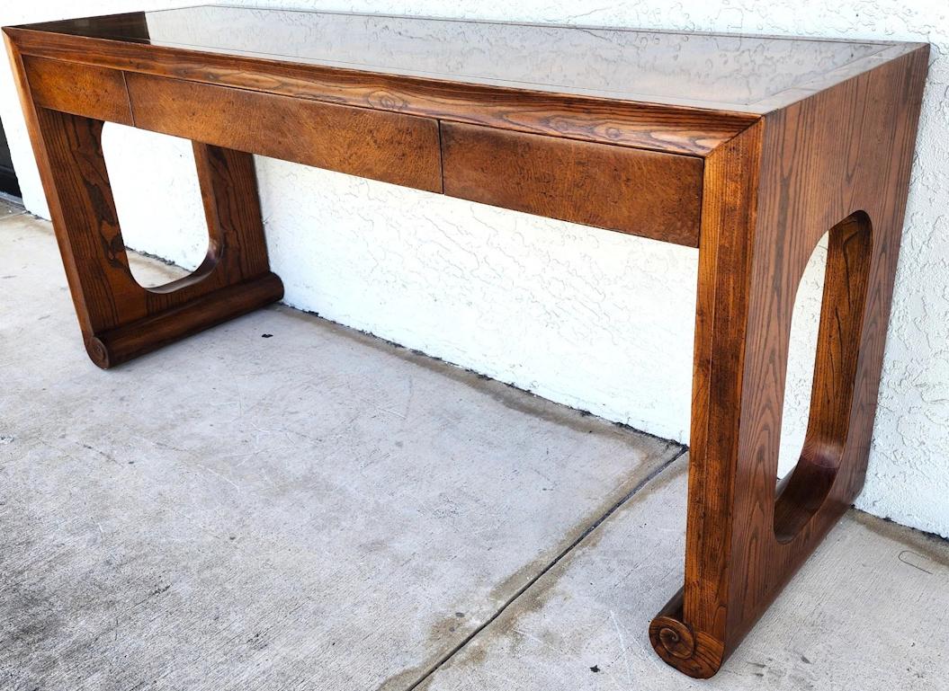 Fine XX secolo Henredon Circa East Console Table Bar Desk in vendita
